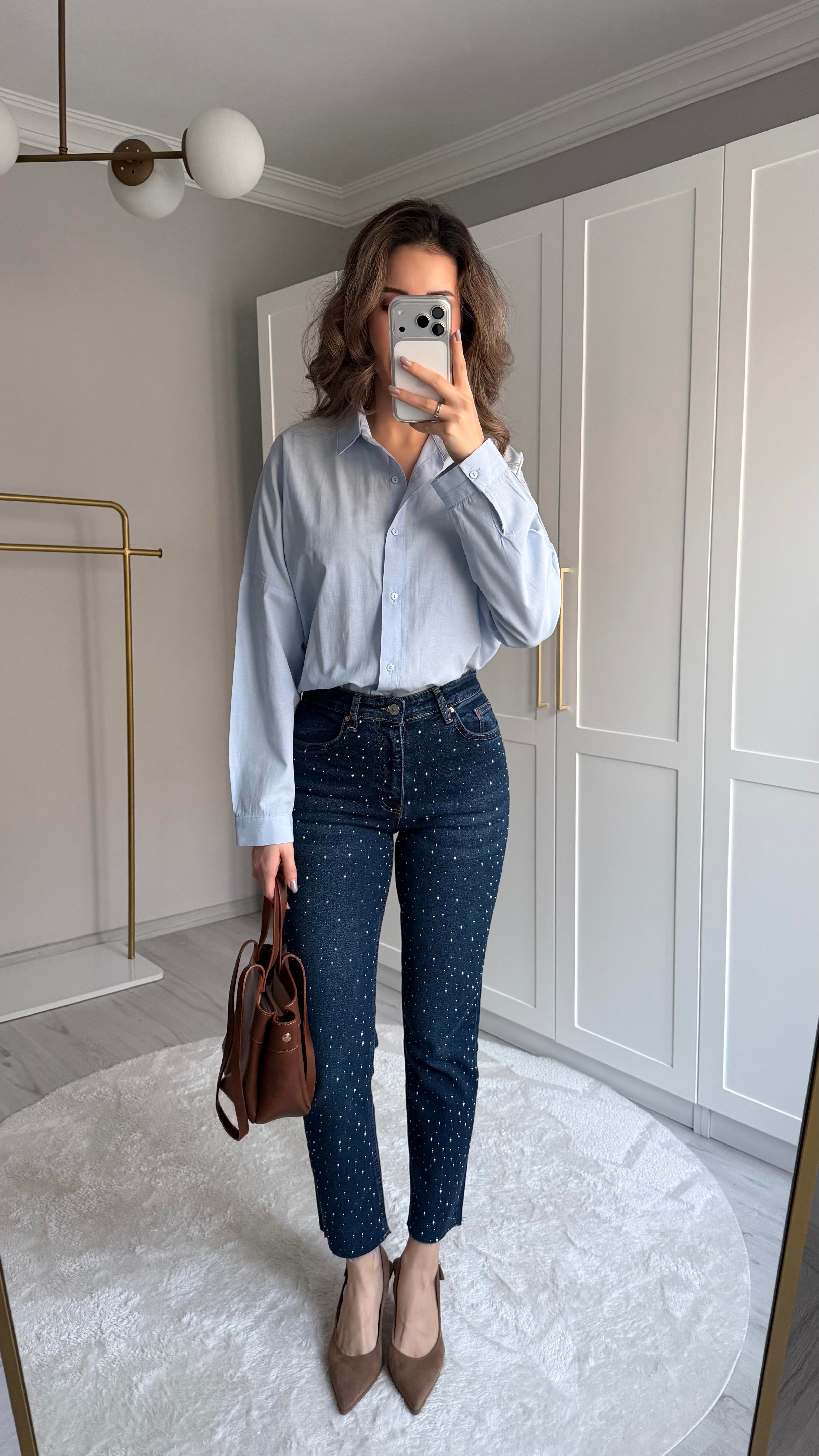 TAŞLI MAVİ BOY FİT KESİK PAÇA JEAN