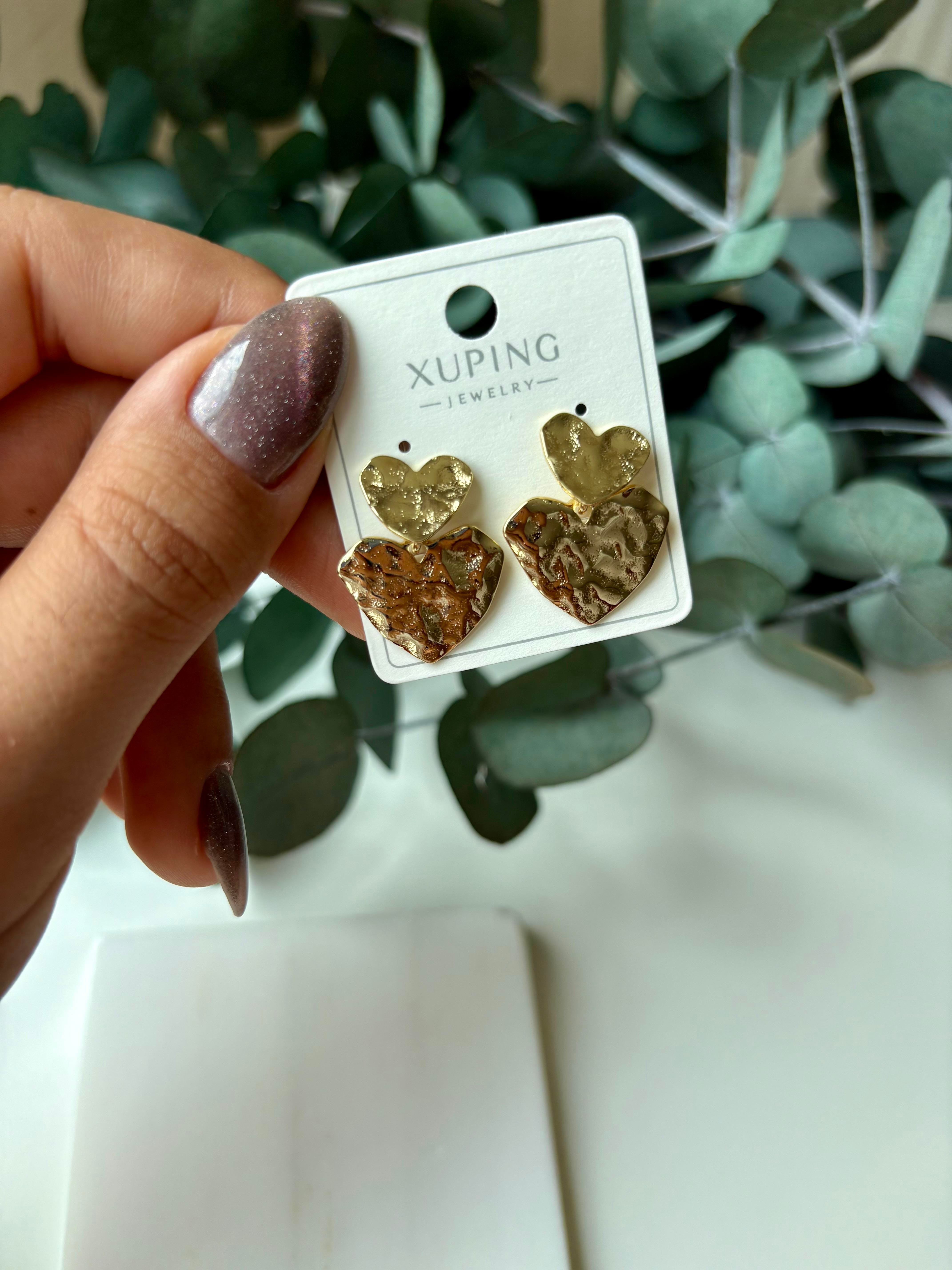 ÖZEL SERİ SALLANTILI KALP KÜPE GOLD