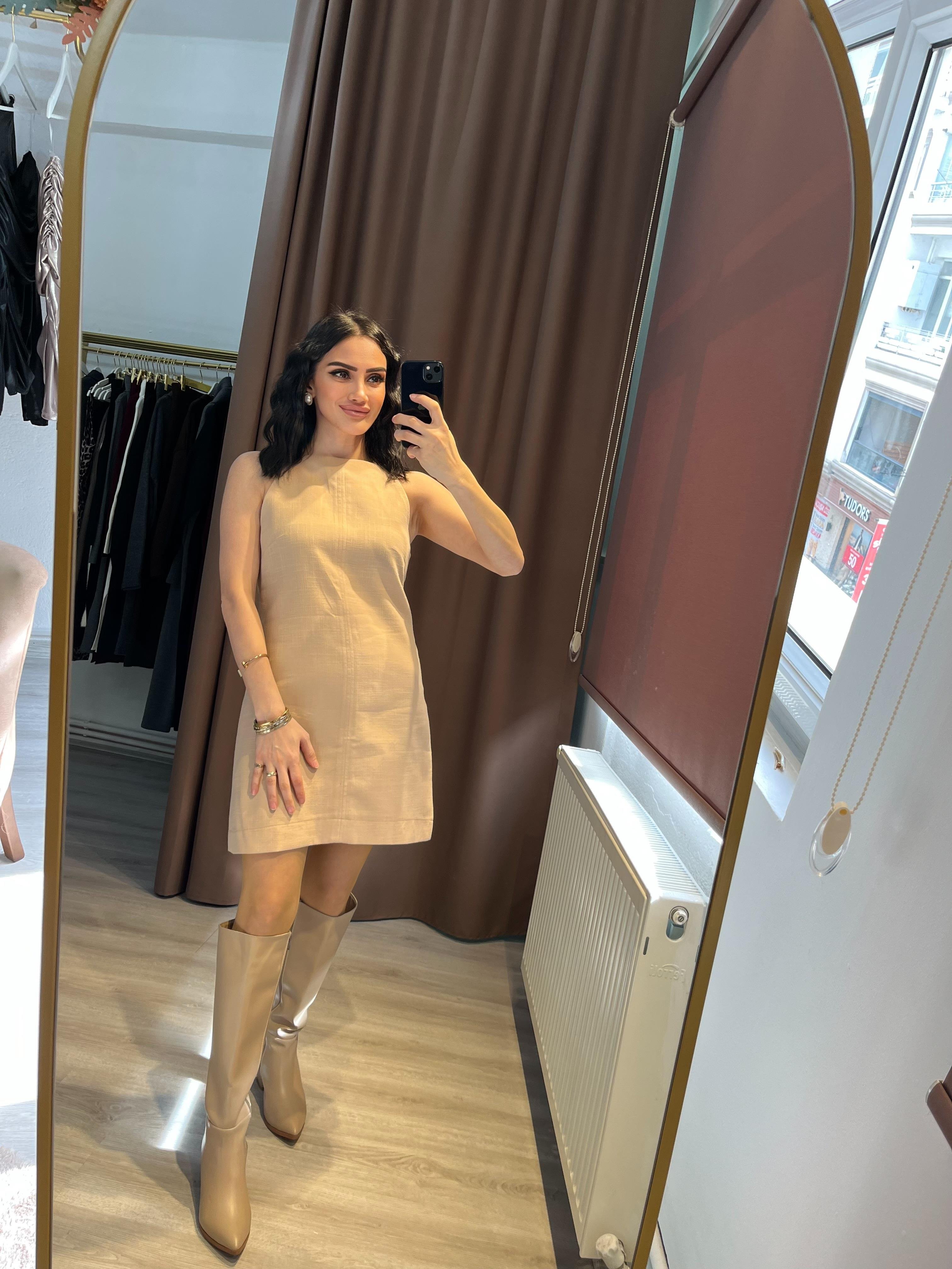 Halter Yaka Keten Camel Mini Elbise