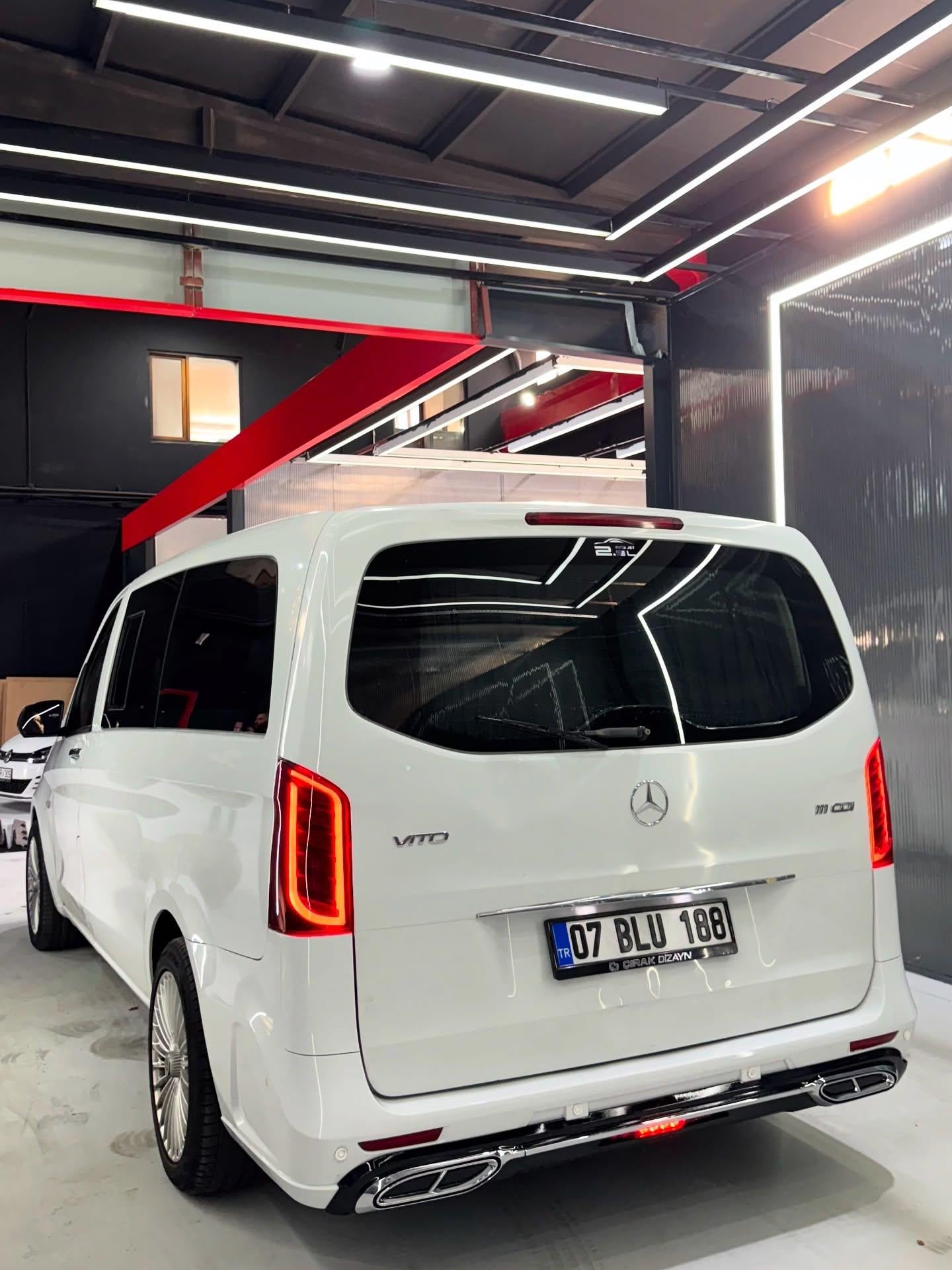 Mercedes W447 Vito Uyumlu Maybach Bodykit - BOYALI  - Siyah dışındaki renkler araç renk koduna göre boyatılıp gönderilir