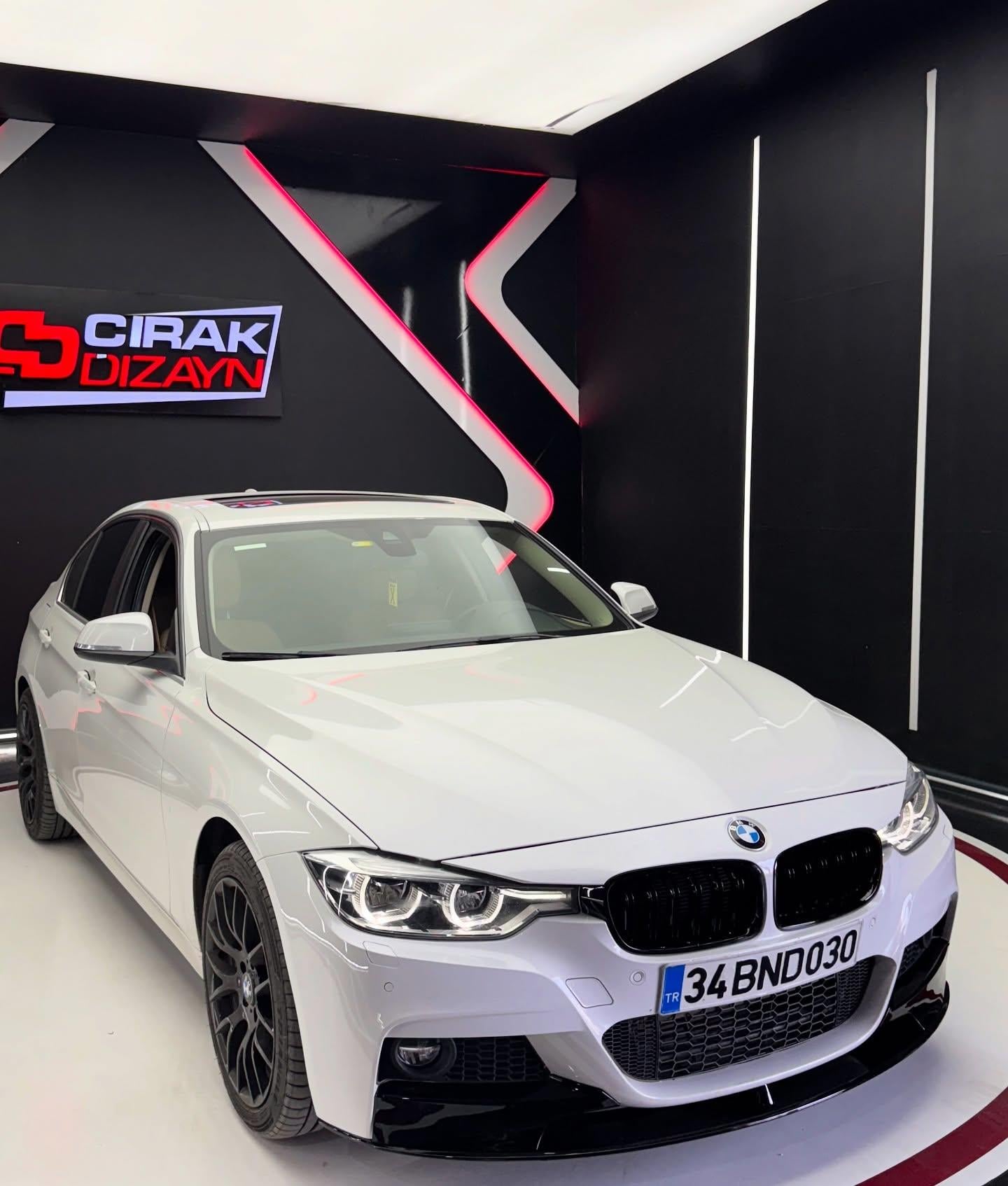 F30 M3 Dizayn Böbrek - PianoBlack