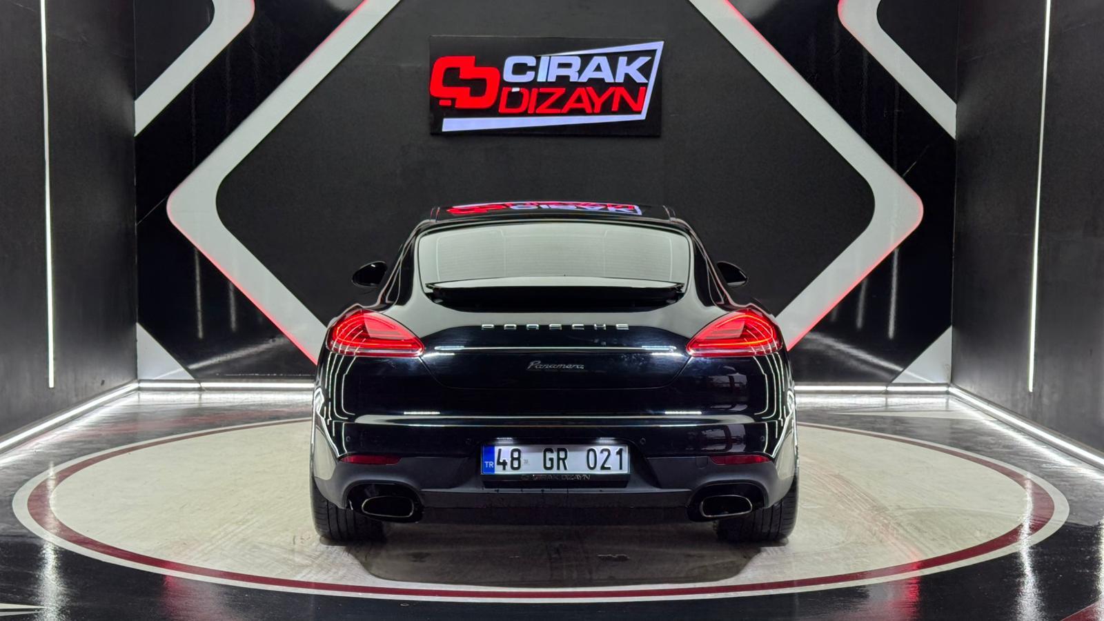 Porsche Panamera Uyumlu Turbo S Dönüşüm Seti