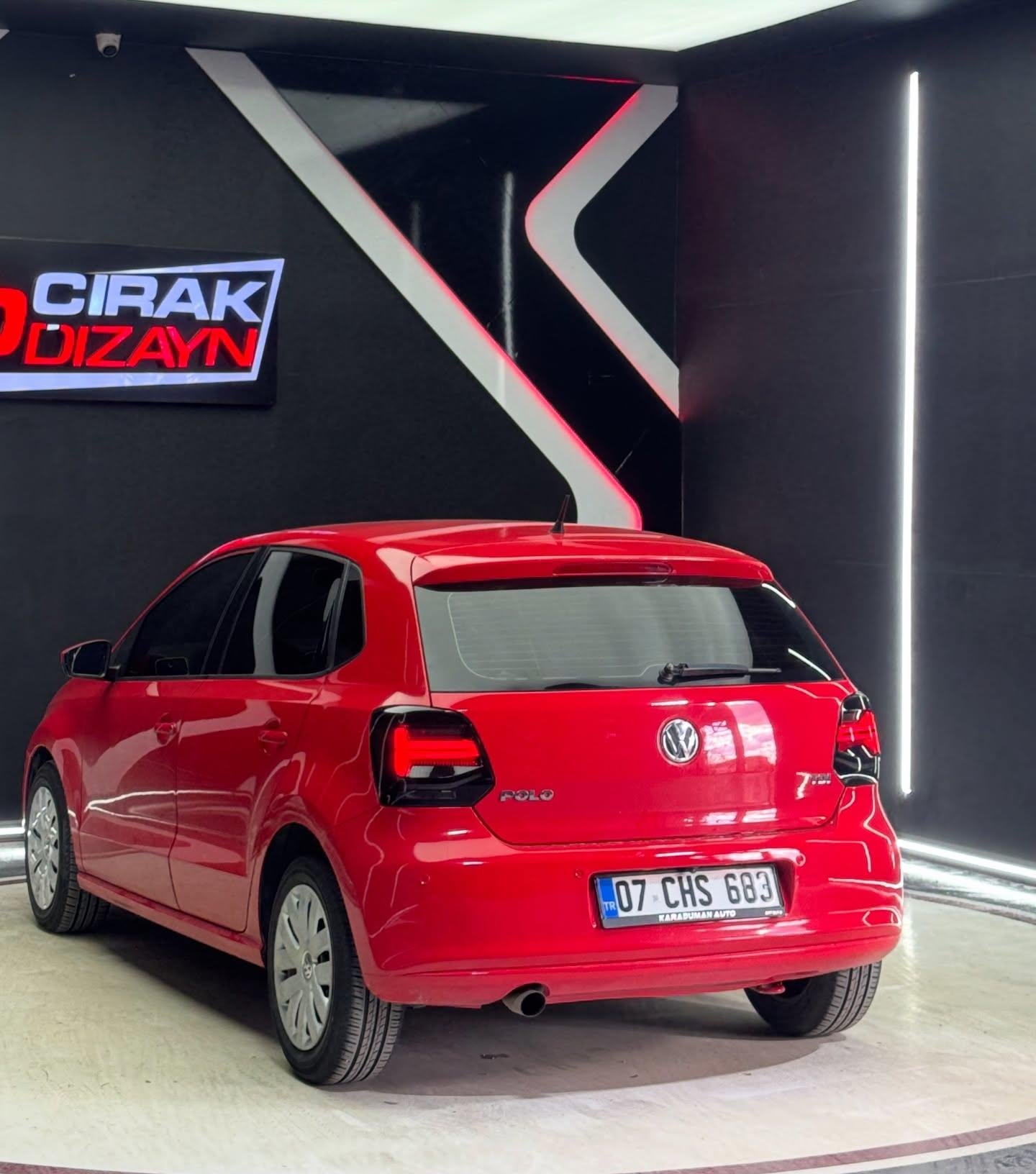 Volkswagen Polo Q2 LED Stop | Smoke |