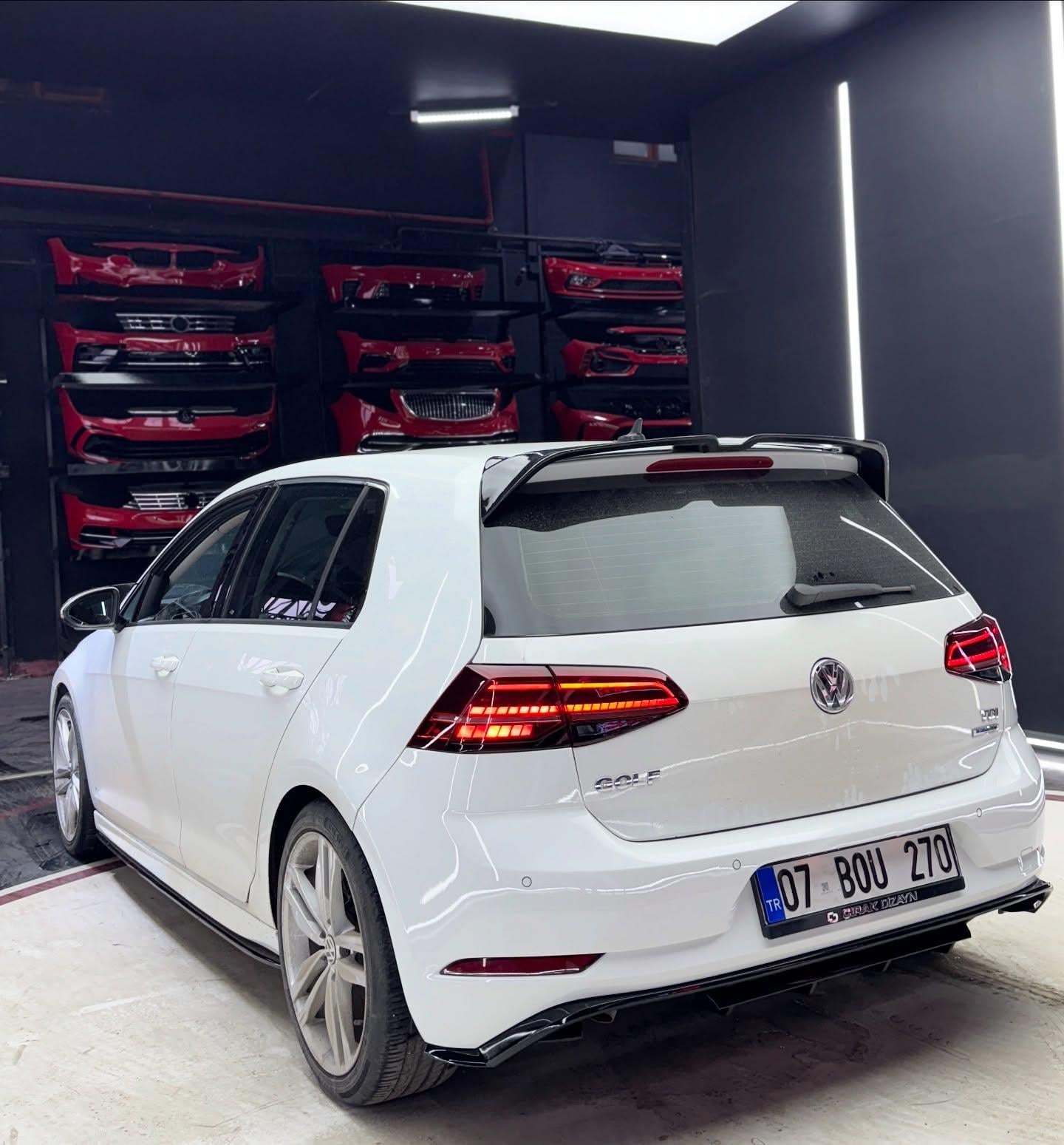 VW Golf 7 Aero Marşpiyel Uyumlu Siyah Lip