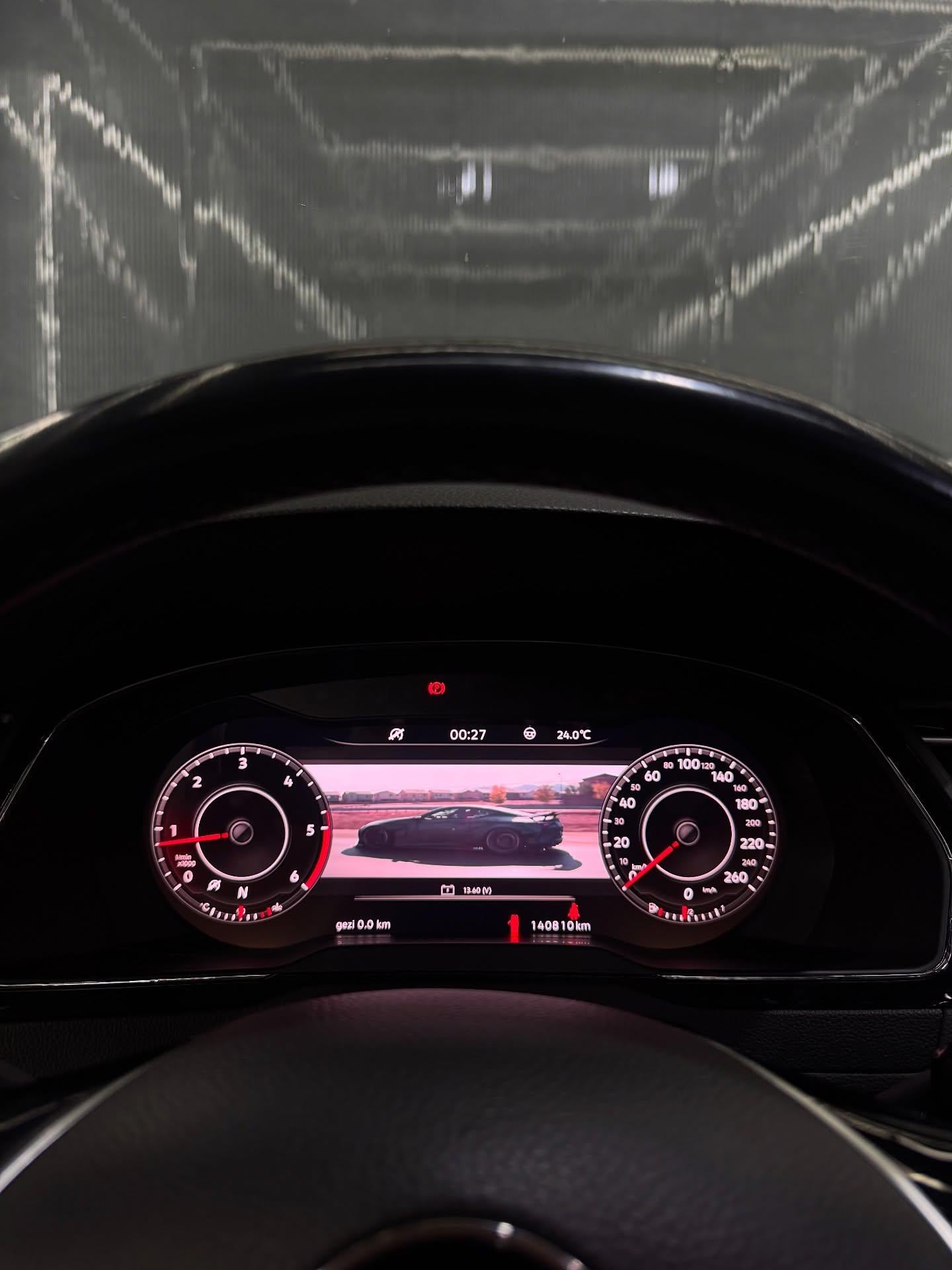 PASSAT B8 HAYALET EKRAN