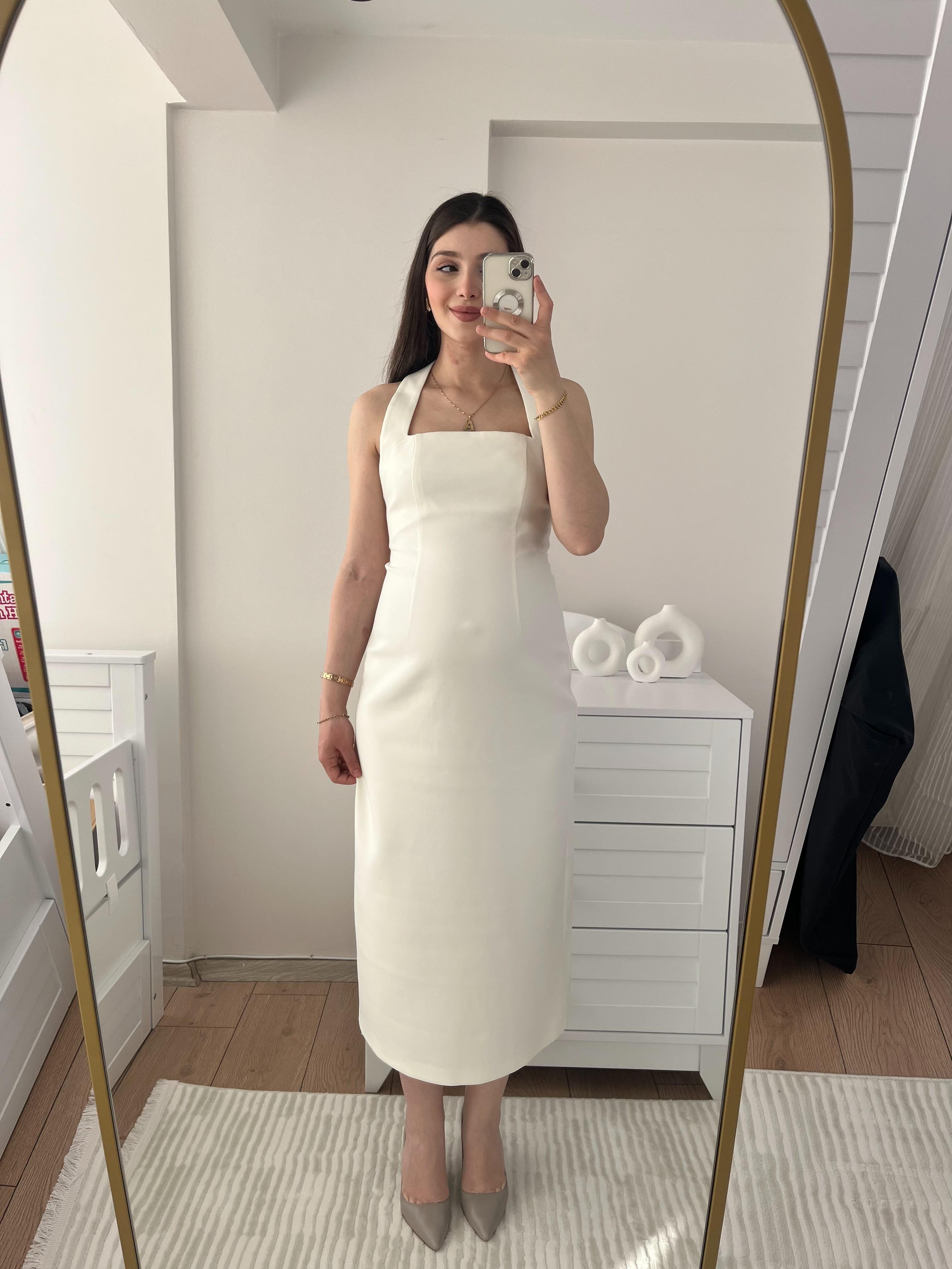 Beyaz Boyun Askılı Premium Elbise