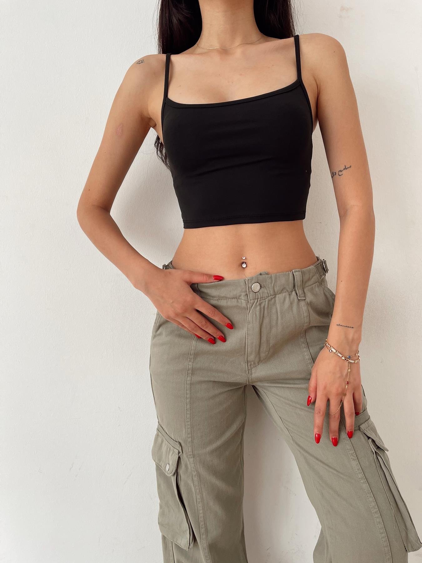 Askılı Crop SİYAH