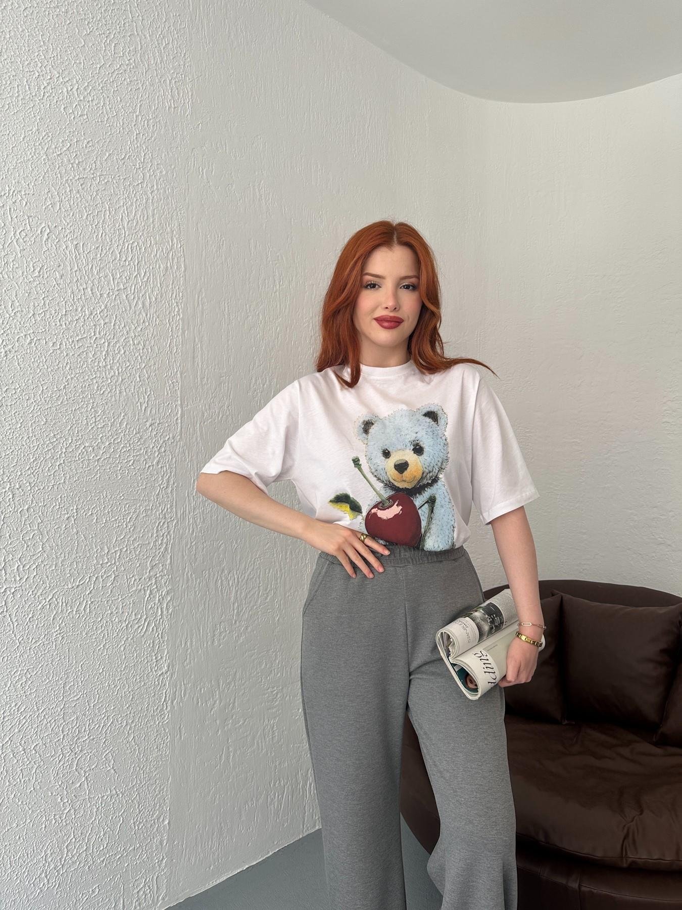 Ayıcık Kiraz Baskılı Tişört Beyaz