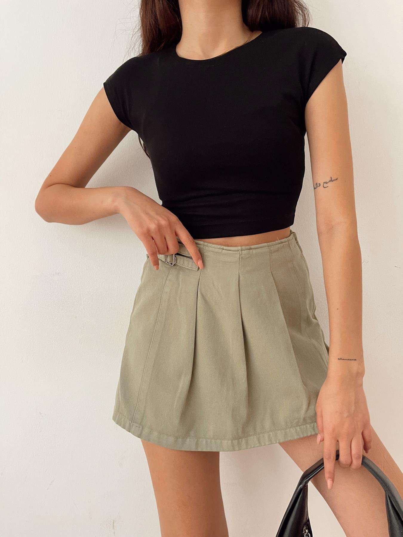 Bisiklet Yaka Crop Body SİYAH
