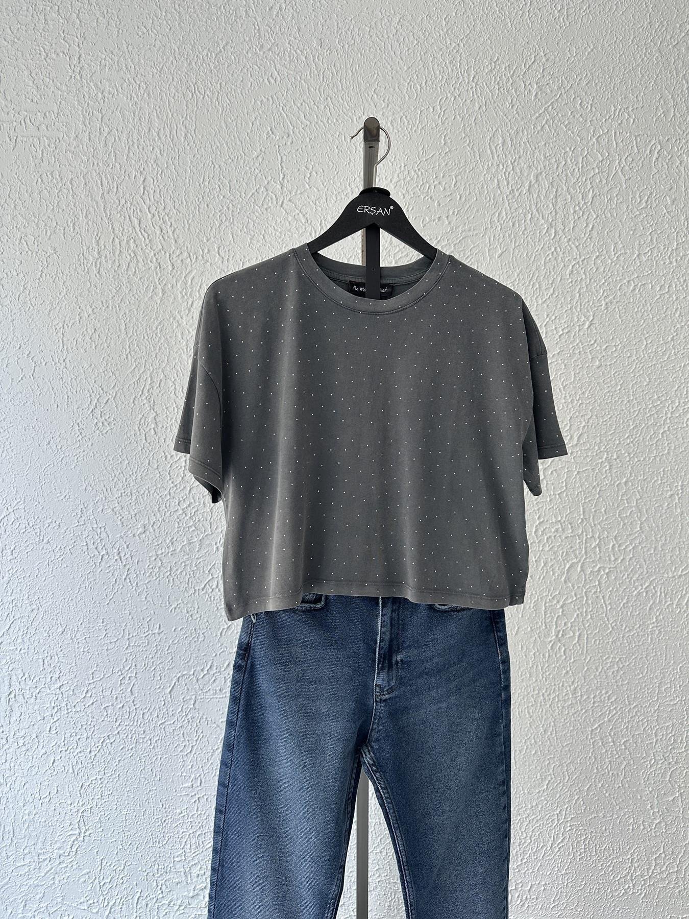 İnce Taşlı Bisiklet Yaka Tişört Antrasit