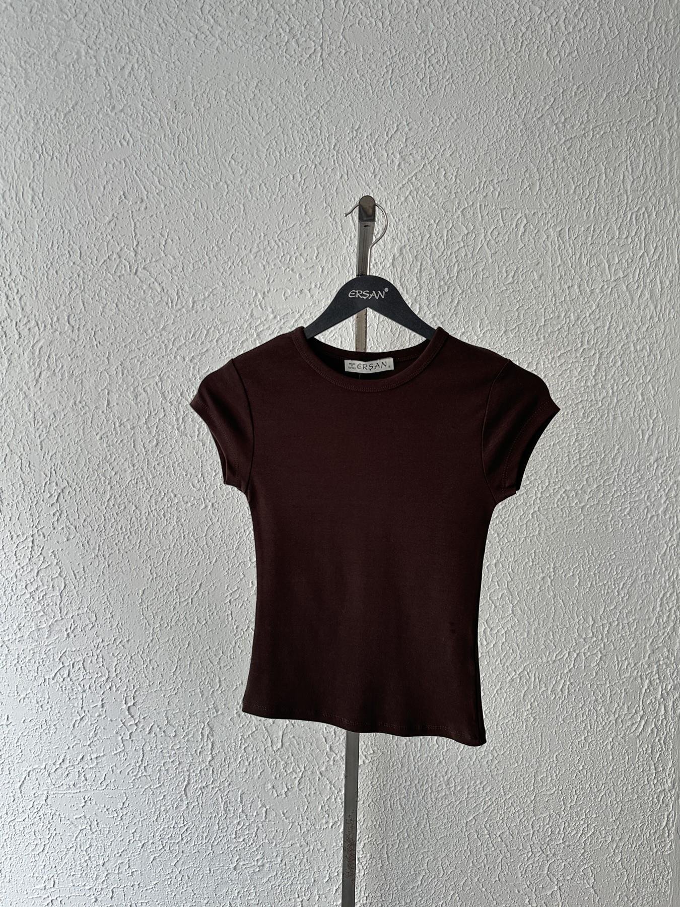 Kolsuz Tişört Kahve