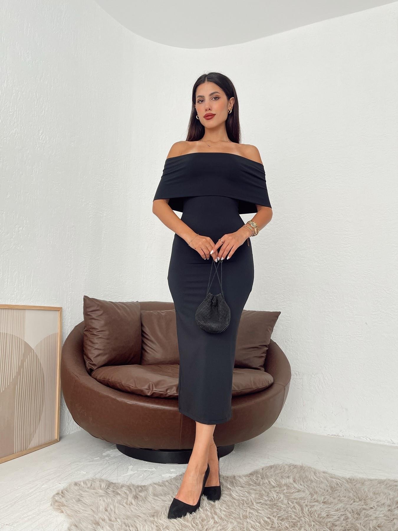 Madonna Yaka Vücudu Saran Elbise SİYAH