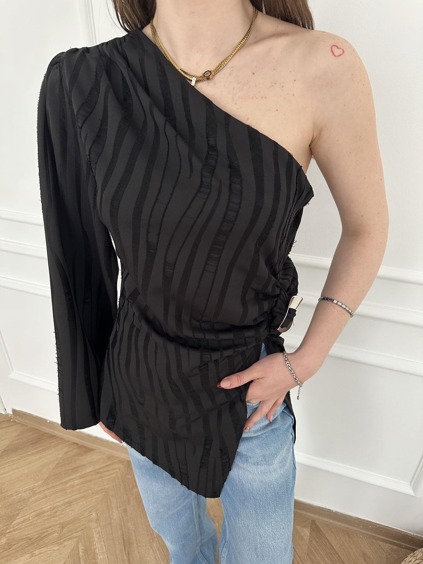 Toka Detay Asimetrik Bluz Siyah