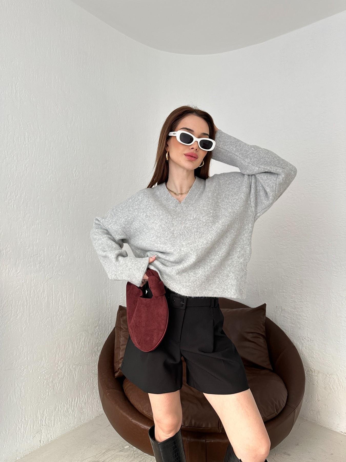 V Yaka Yumoş Kazak GRİ