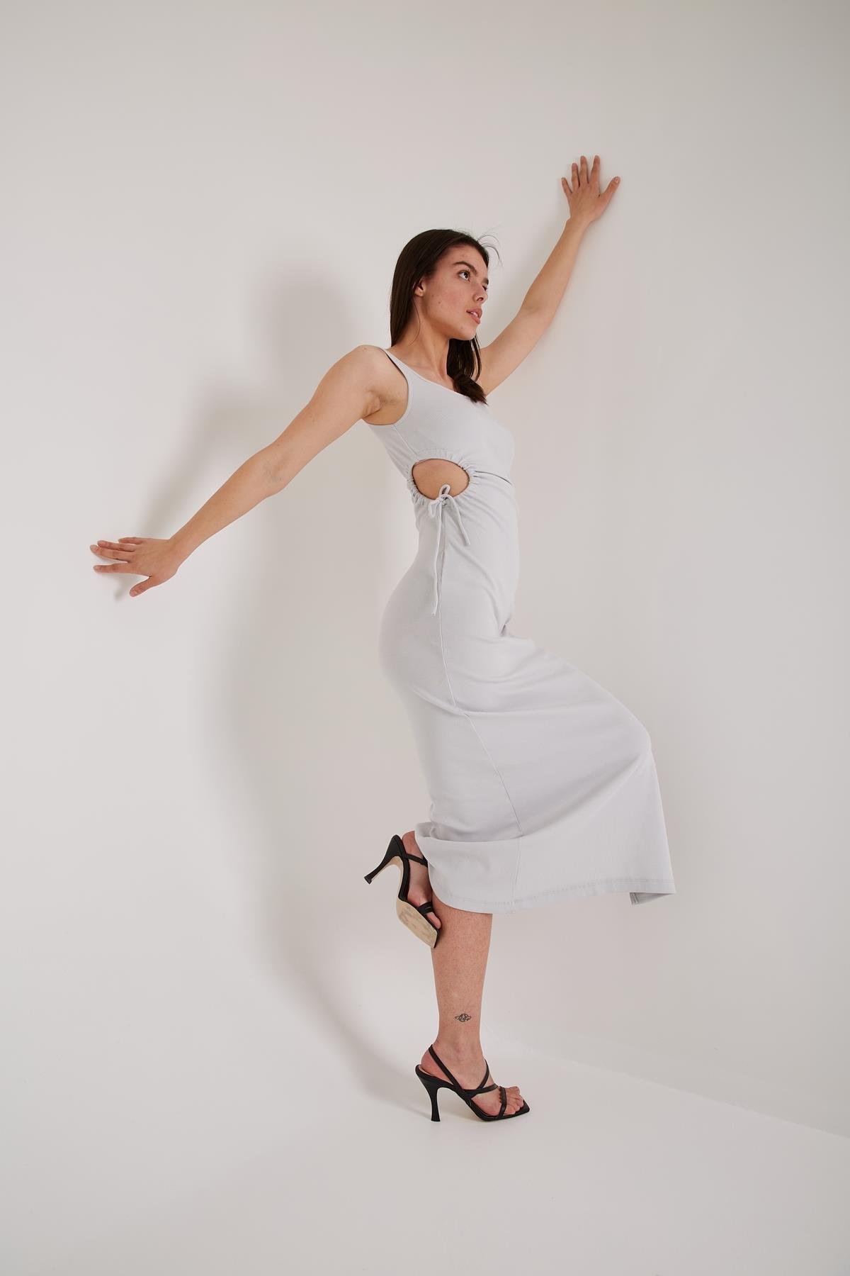 Yanları Pencereli Uzun Elbise GRİ