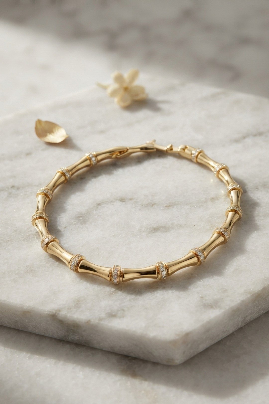 Gold Renk Bambu Model Zirkon Taşlı Kadın Bileklik