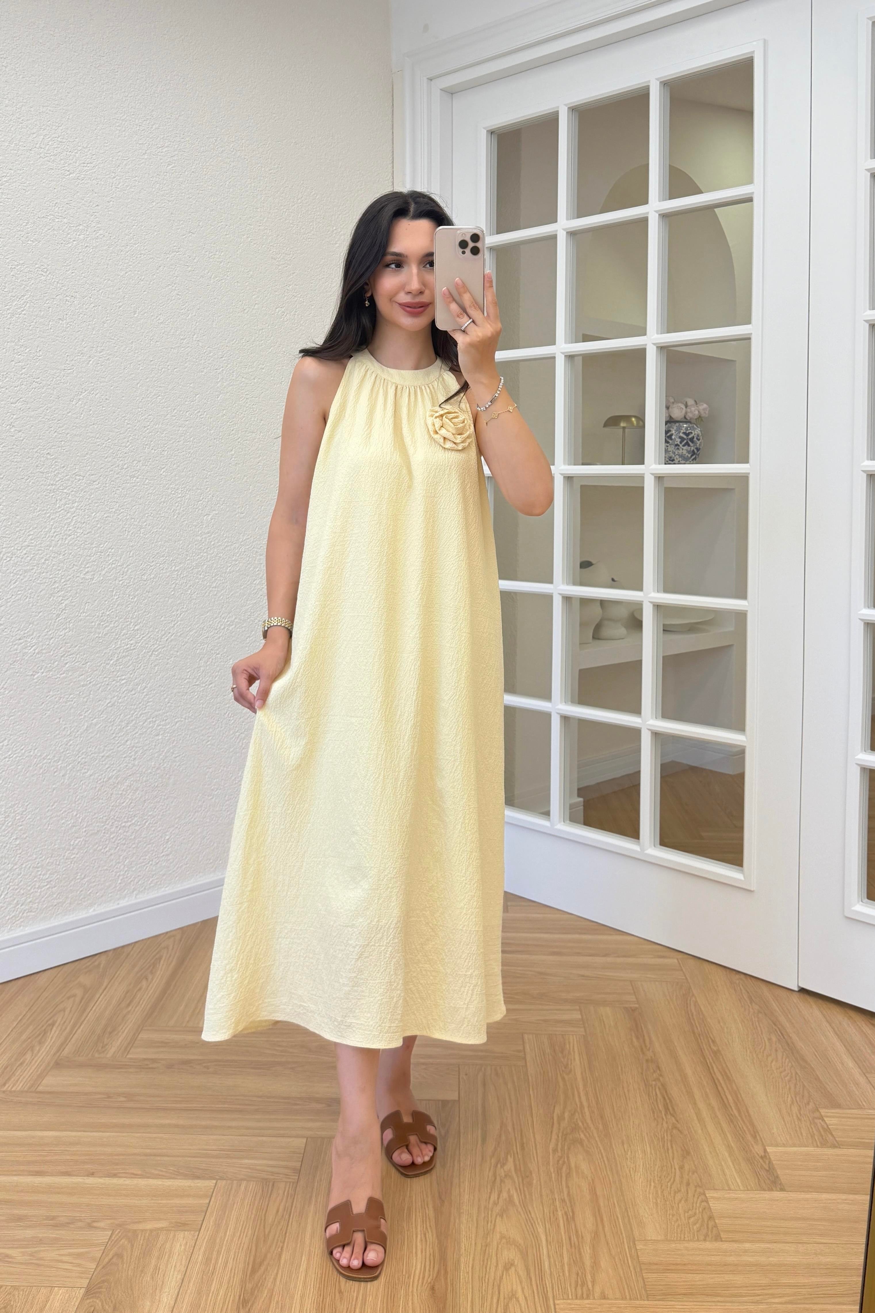 DORA GÜL BROŞLU ELBİSE - SARI