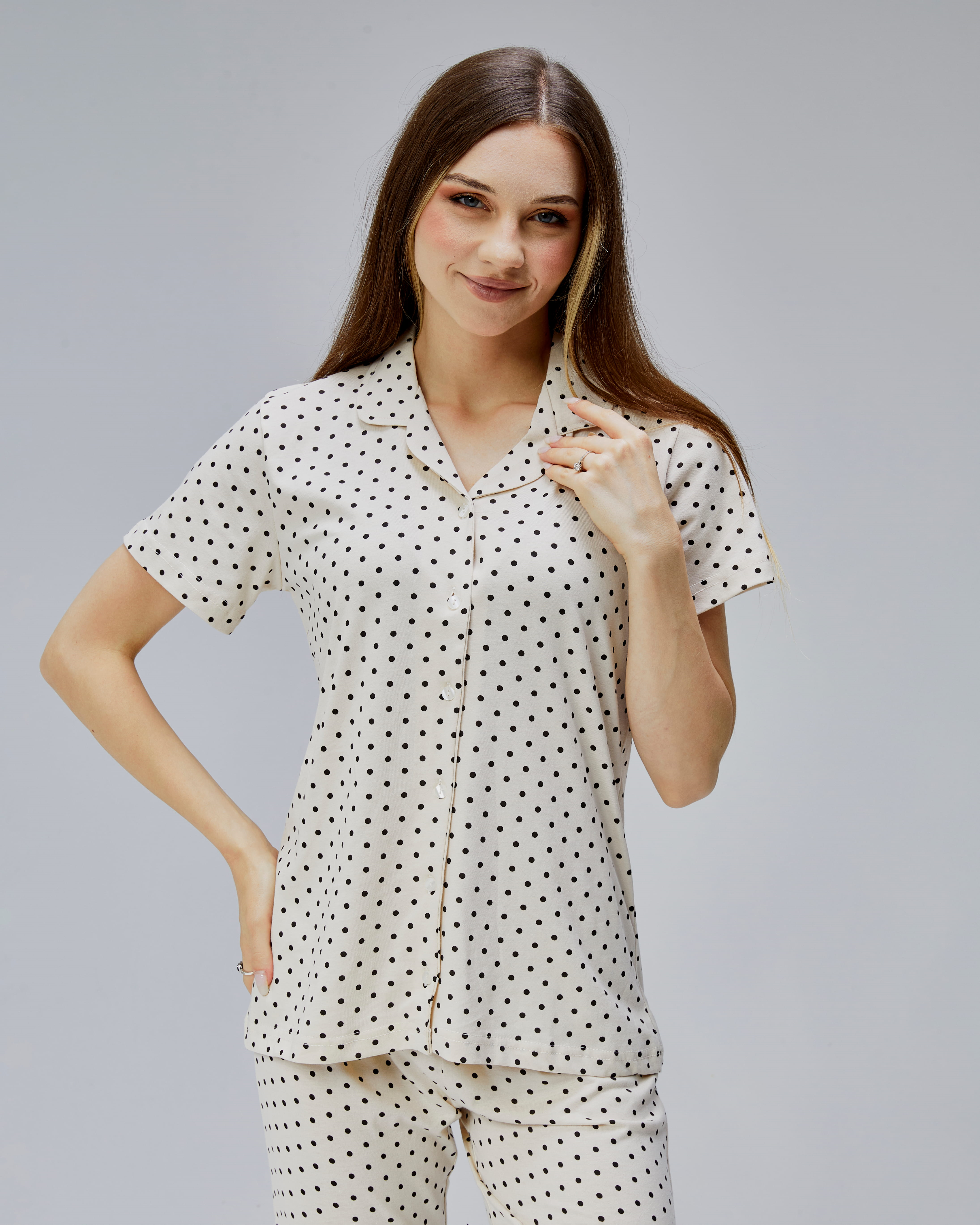 Kadın Bej Puantiyeli %100 Pamuklu Uzun Kollu Gömlek Yaka Pijama Takımı