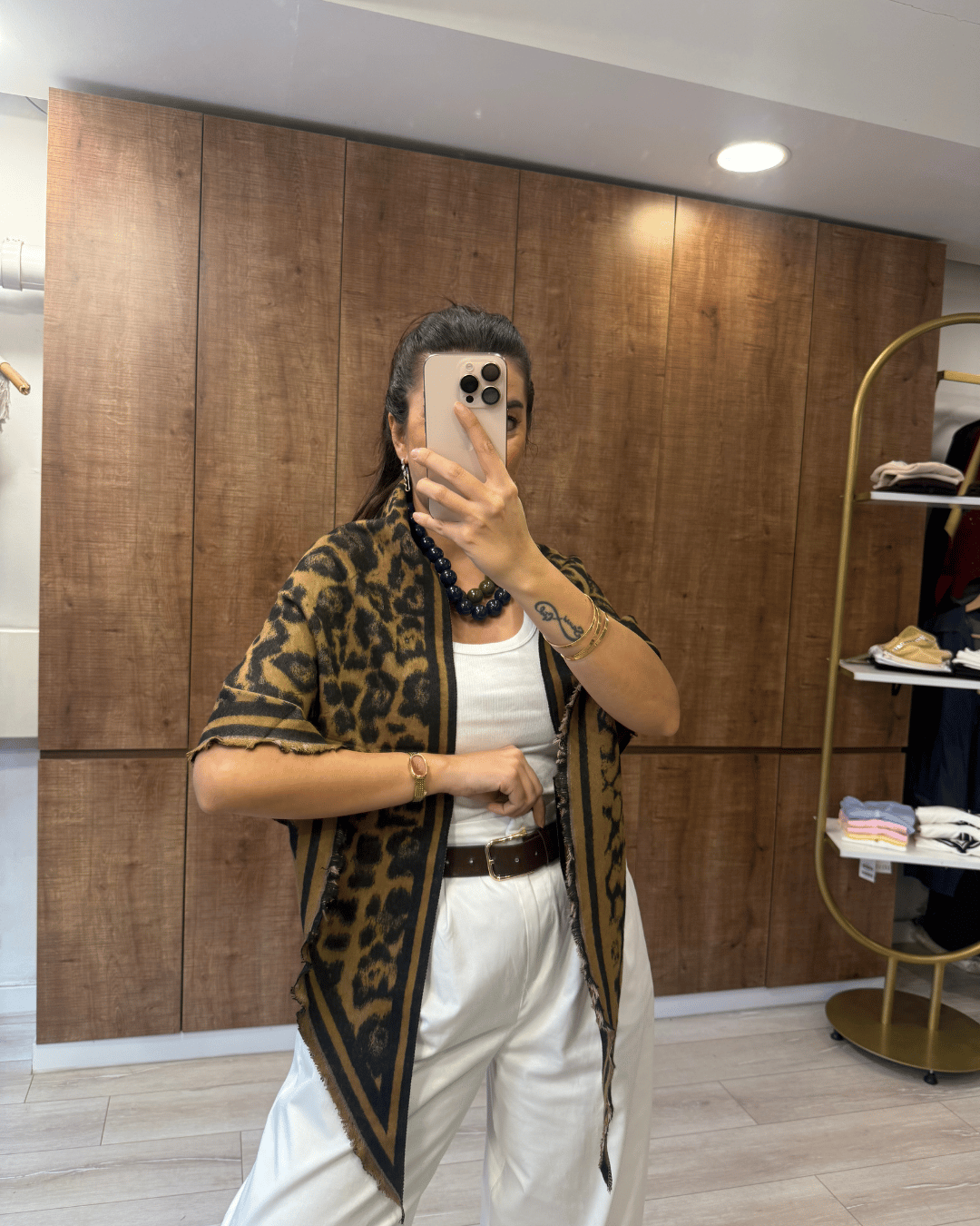 Çift Taraflı Leopar Üçgen Şal