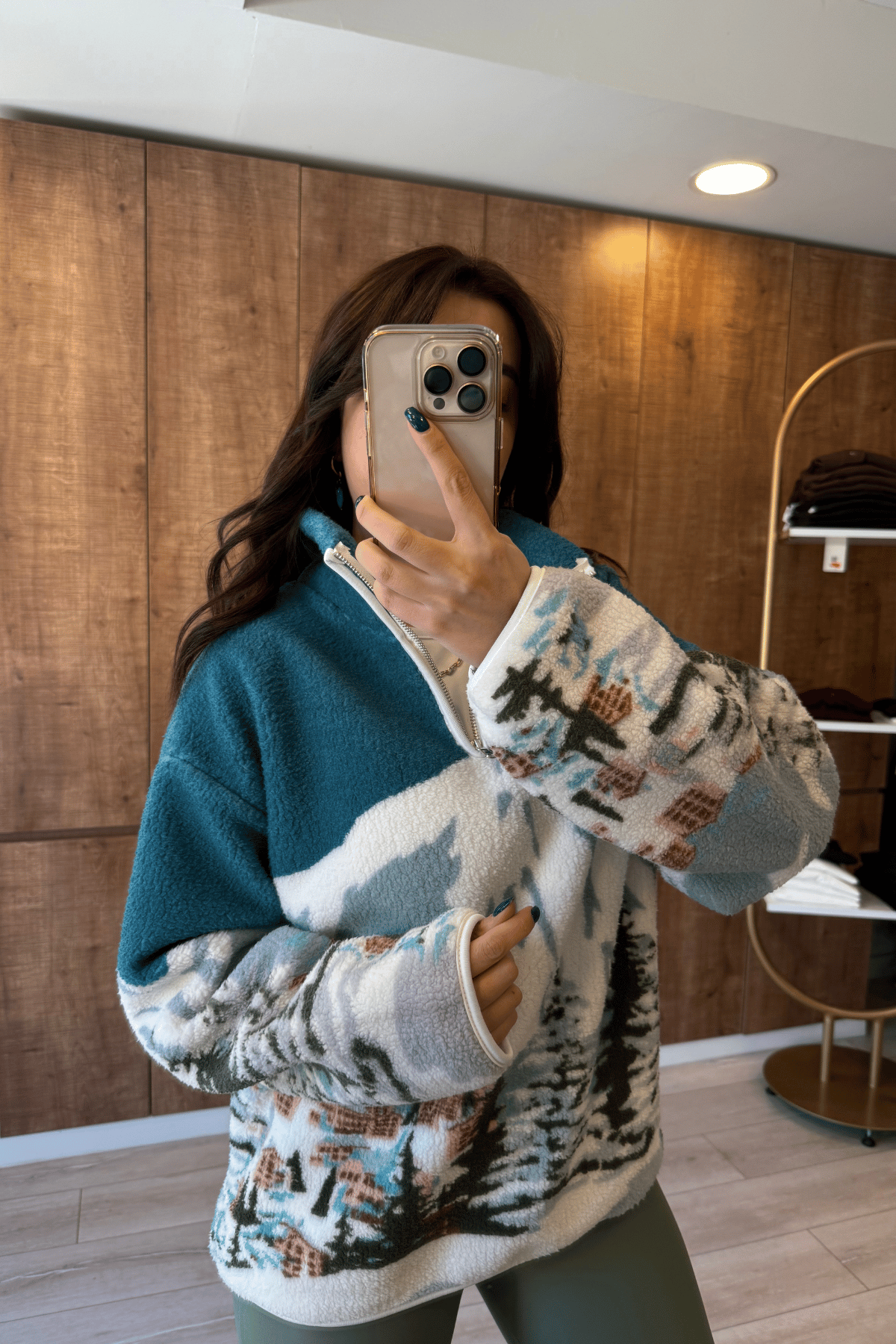 Orman manzaralı polar sweatshirt