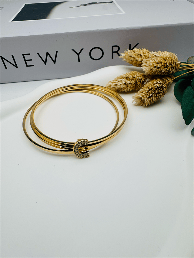 Charmlı Ajda Bilezik C Harfi  (Gold) 6mm 22070