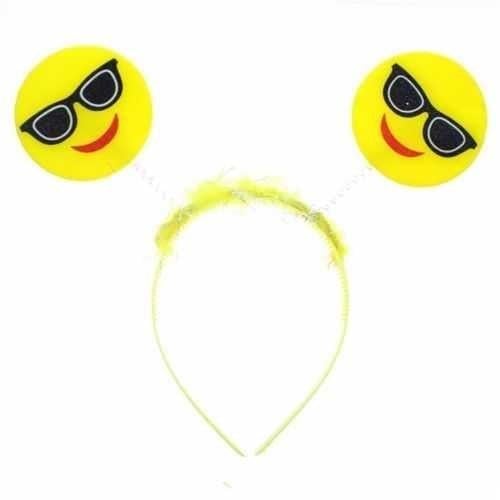 Parti AksesuarlarıGözlüklü Emoji Taç