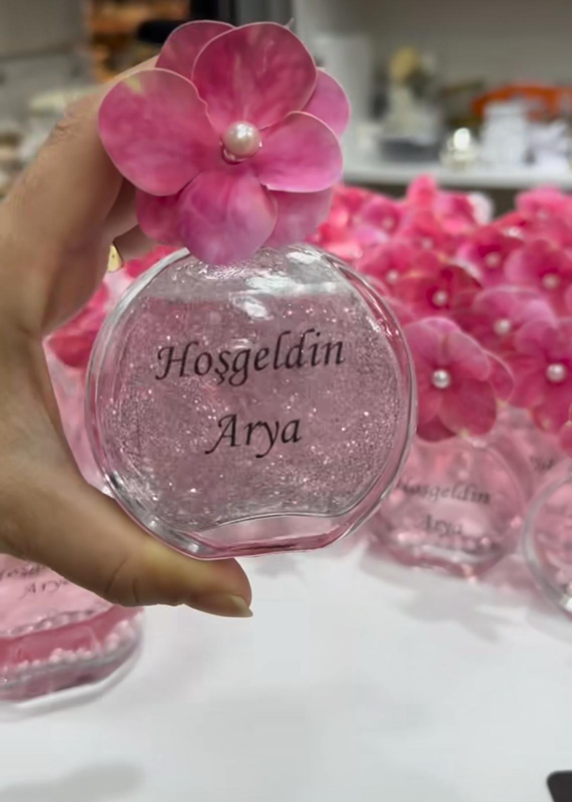 50 CC YUVARLAK ŞİŞE ORTANCA SÜSLEMELİ