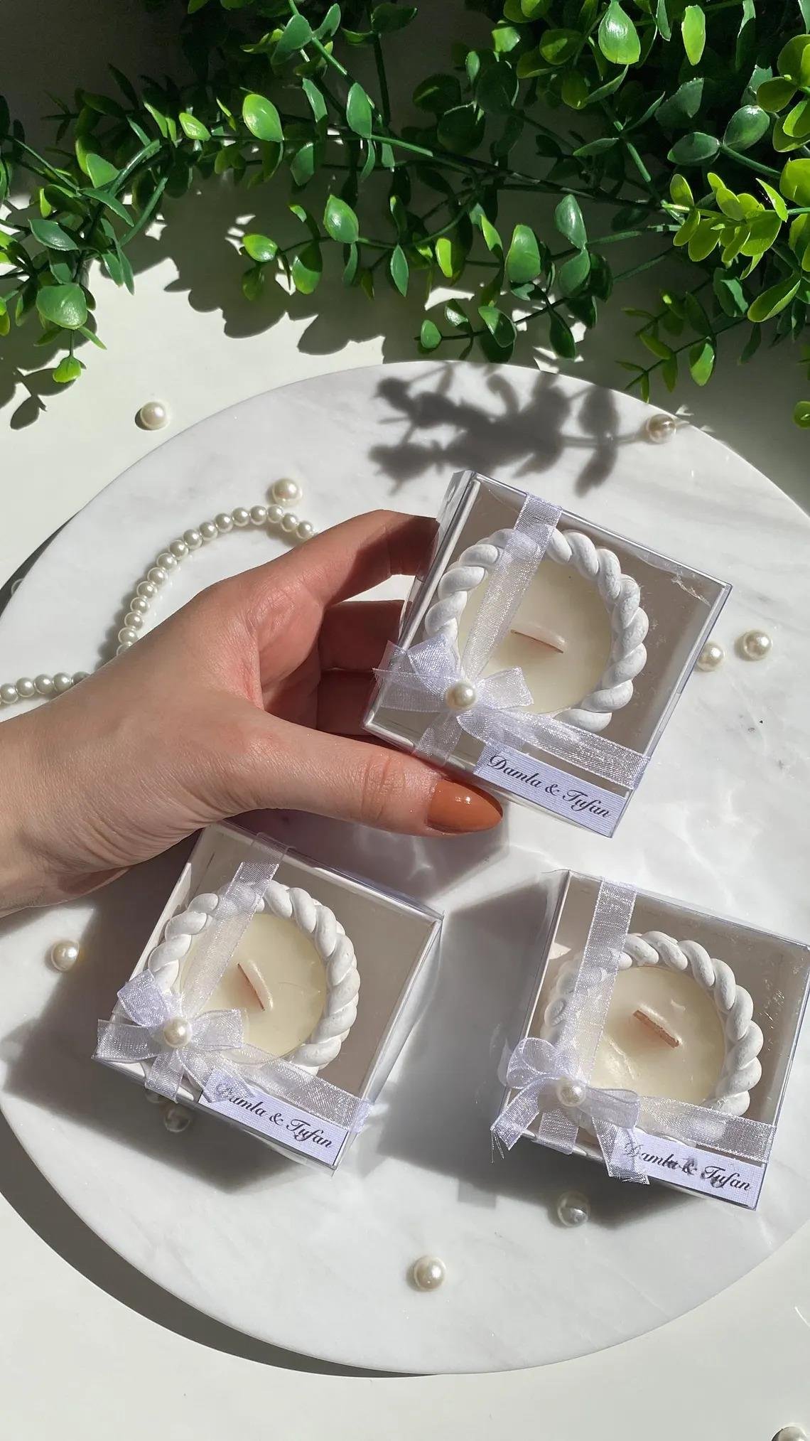 25 ADET TAŞ SÜSLEMELİ MUM