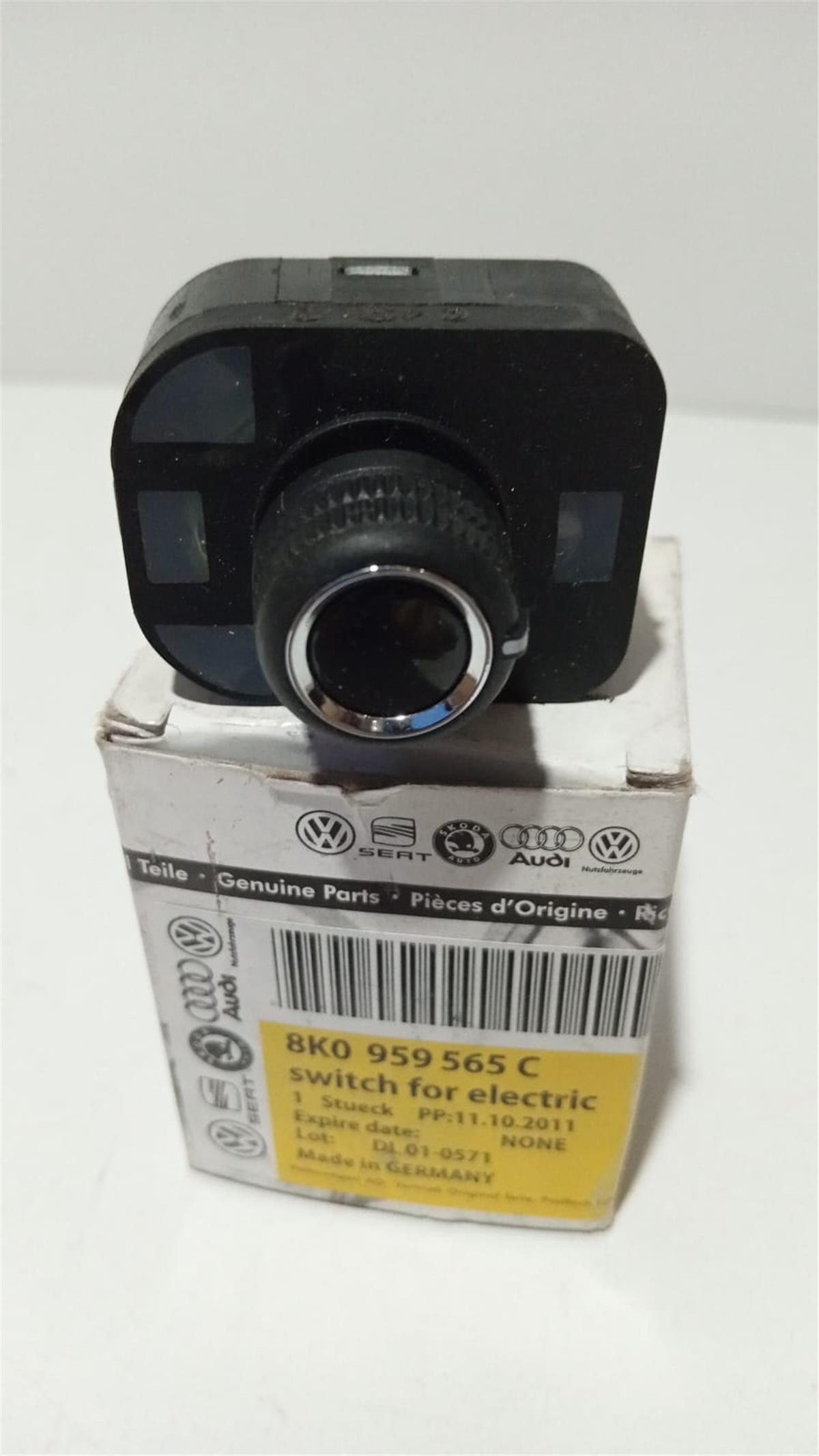 8K0959565C AYNA AYAR DÜĞMESİ