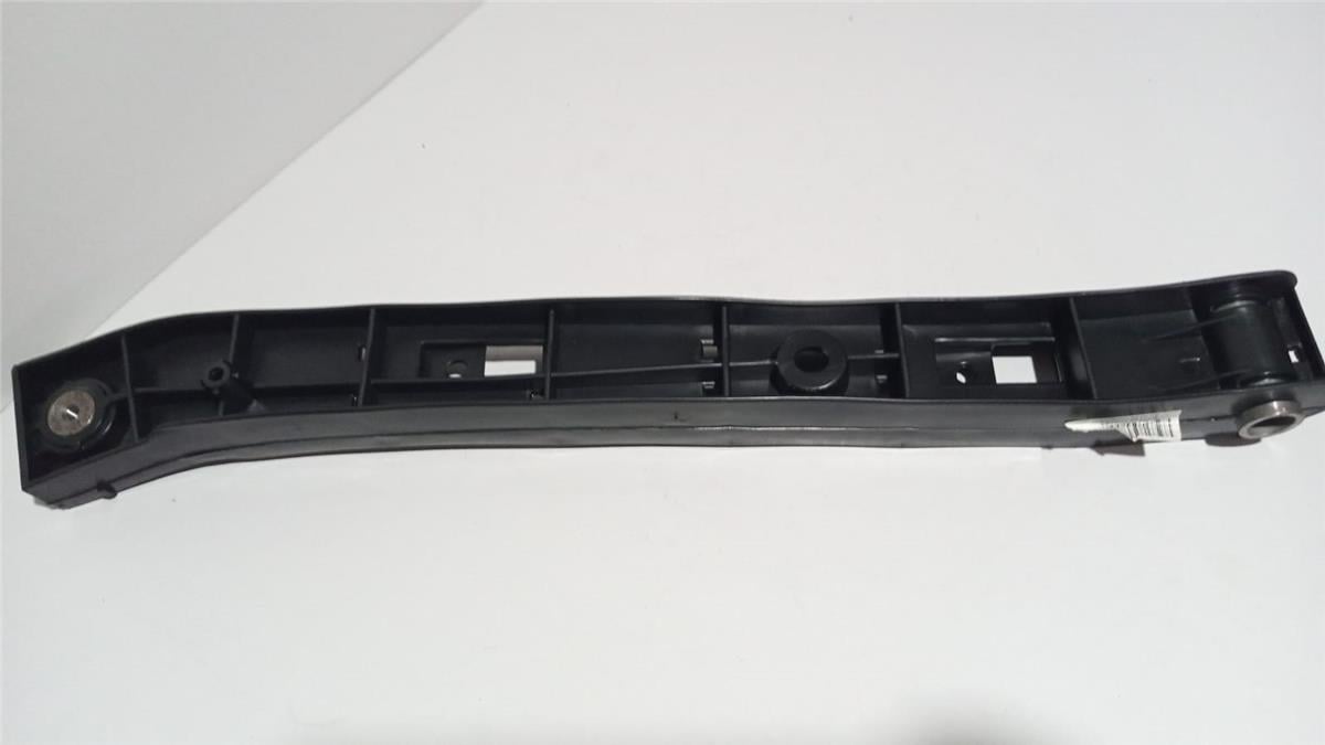 RENAULT CLİO 5 ÖN PANEL AYAĞI SAĞ BRAKETİ 625B40497R