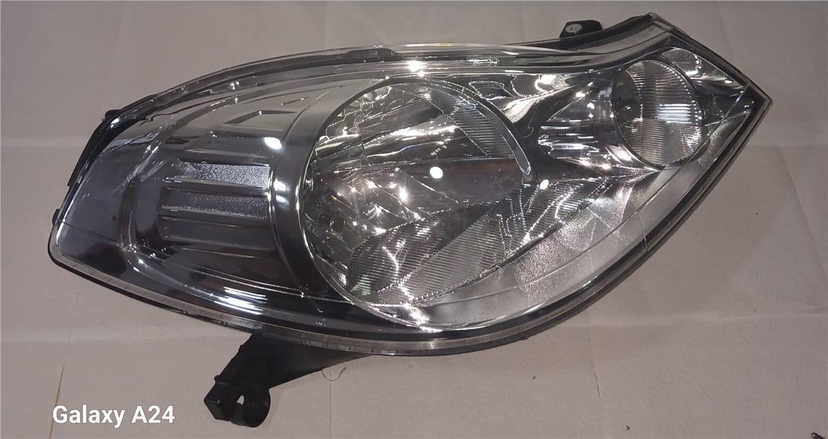 SAĞ FAR KROM ÇERÇEVE RENAULT-CLİO SYMBOL 2 RENAULT-CLİO SYMBOL 2