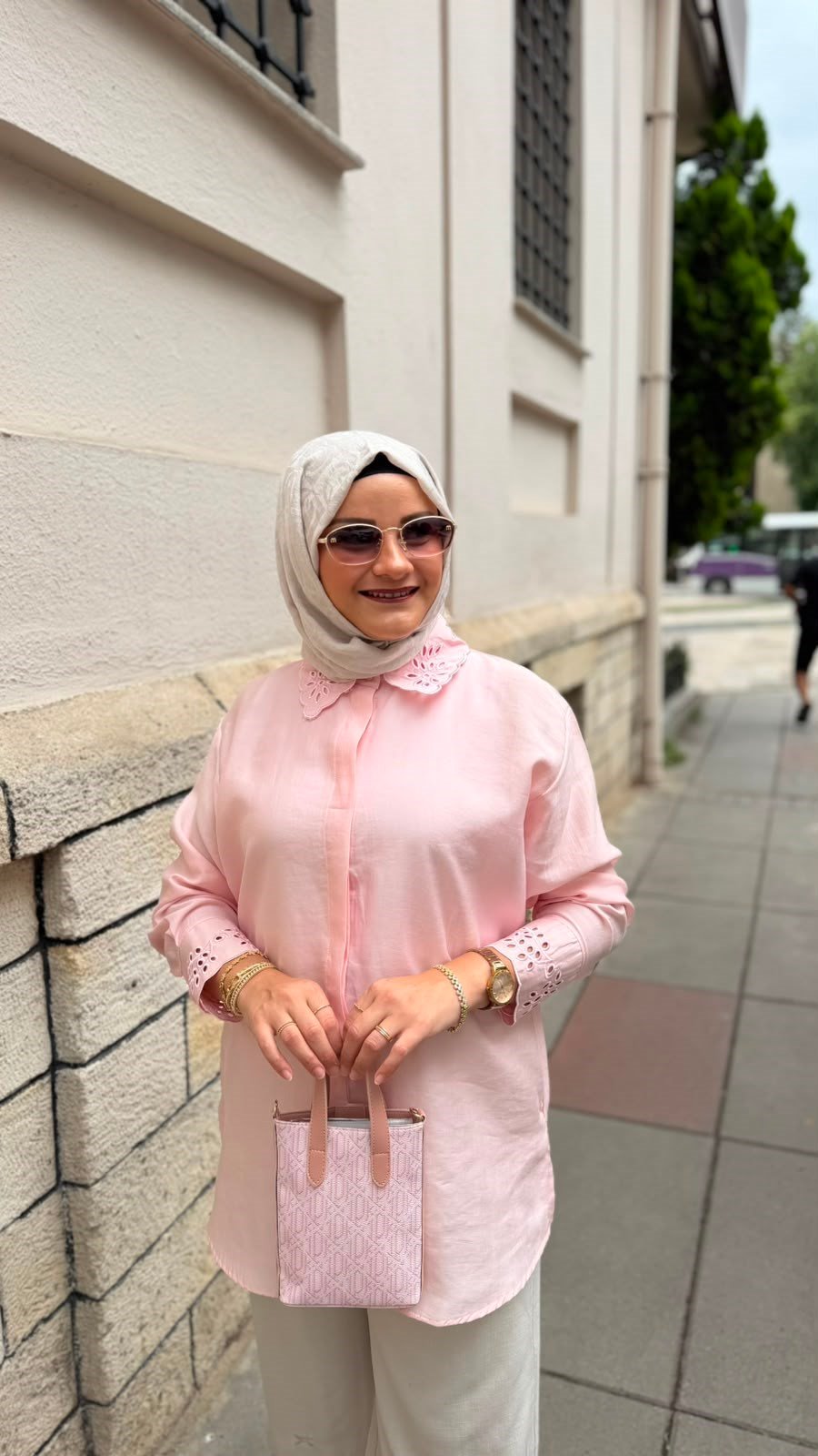 KİSRA 2003 KOL VE YAKA FİSTOLU GÖMLEK