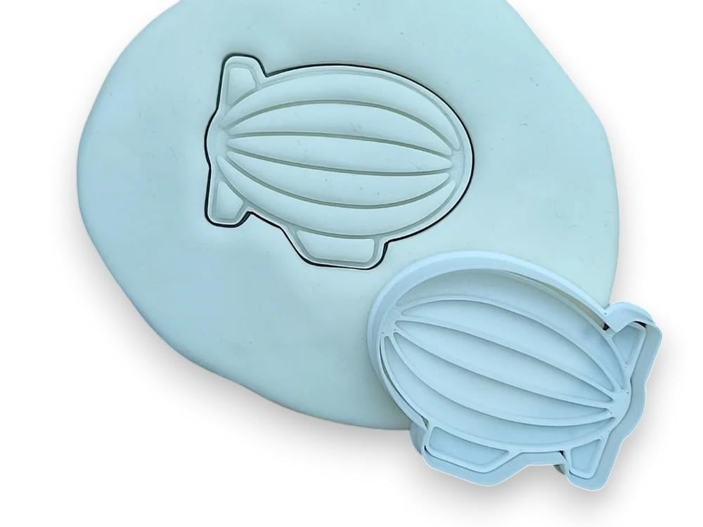Airship cookie cutter