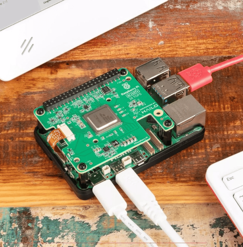 Raspberry Pi Al HAT+ (13T)