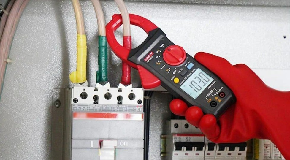 UNI-T UT205A+ 1000A AC Pensampermetre