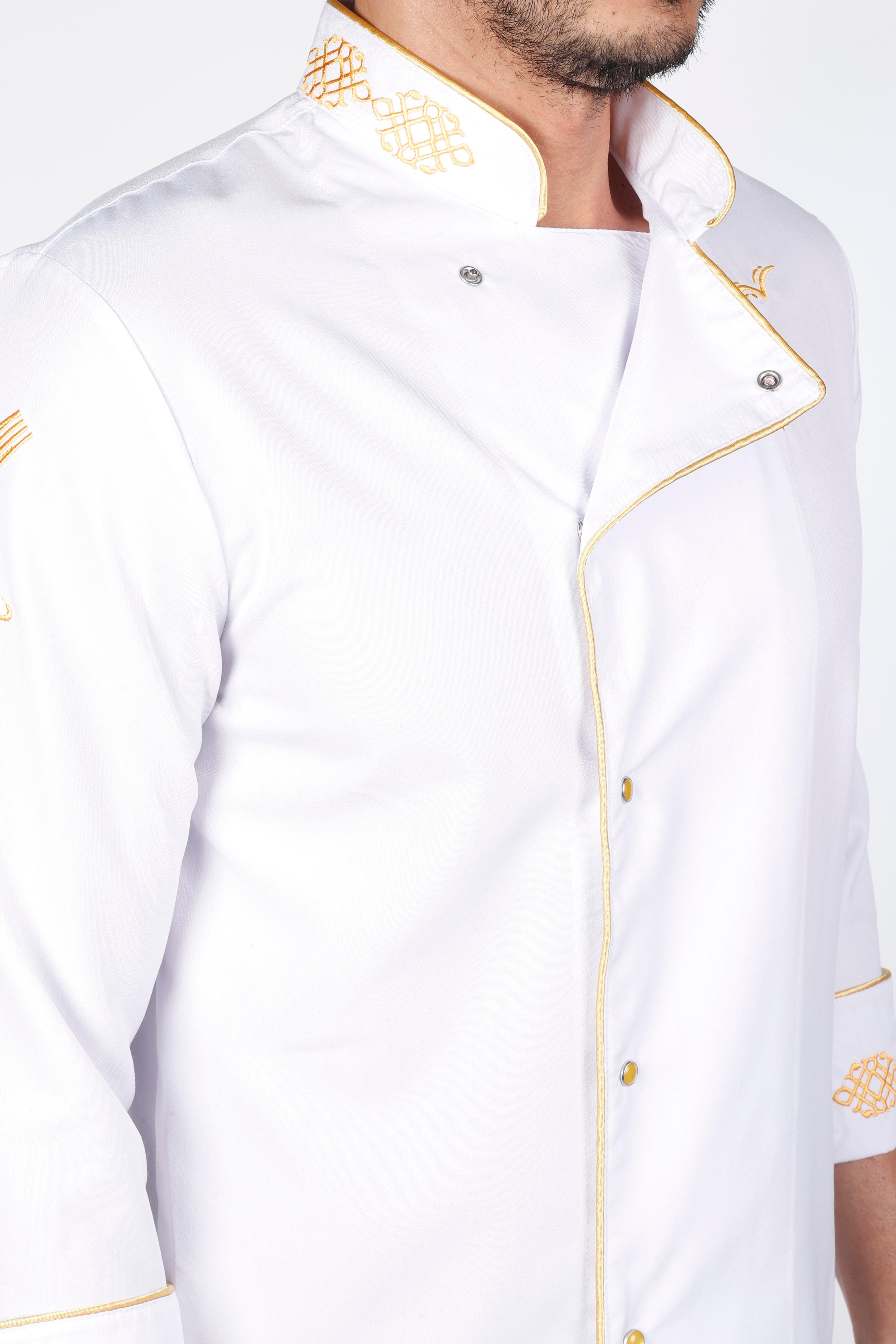 Beyaz Gold Biyeli Sarı Keçiboynuz Desenli Chef Ceket