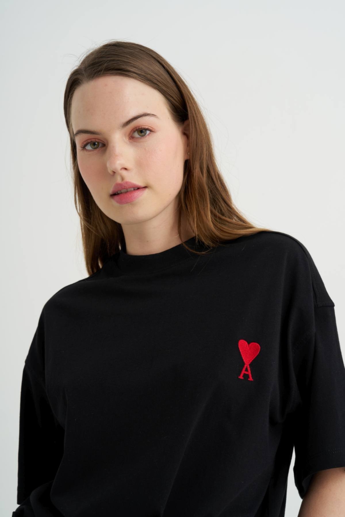 AMİ MODEL SİYAH BİSİKLET YAKA OVERSIZE T-SHIRT