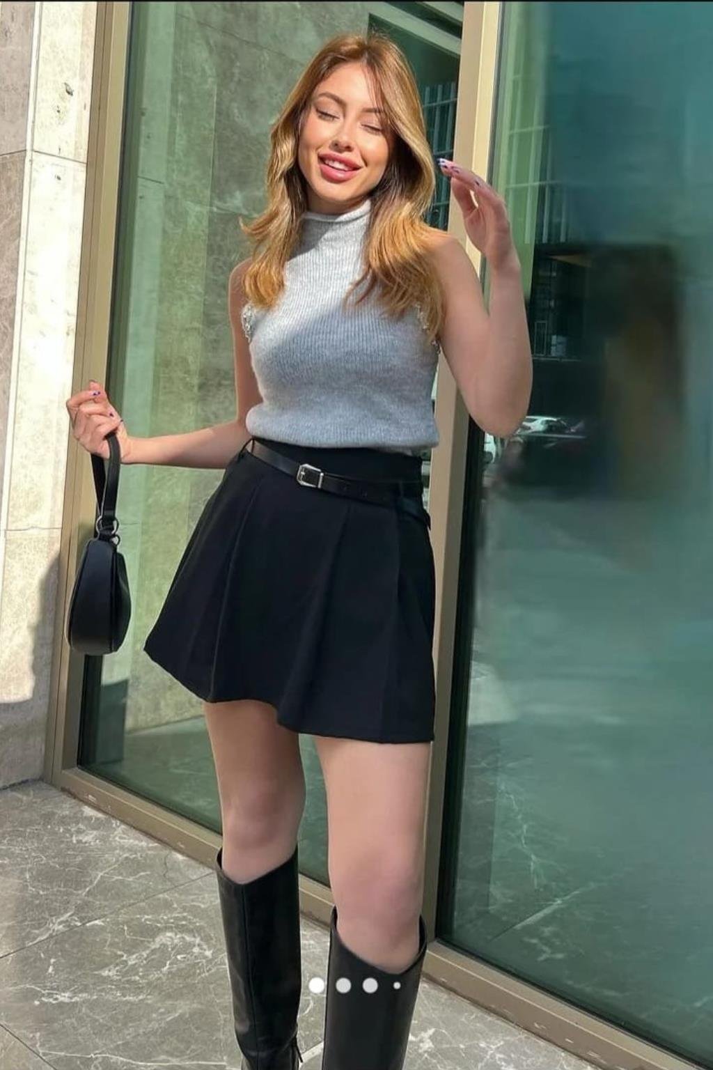 SİYAH PİLELİ MİNİ KUMAŞ ETEK
