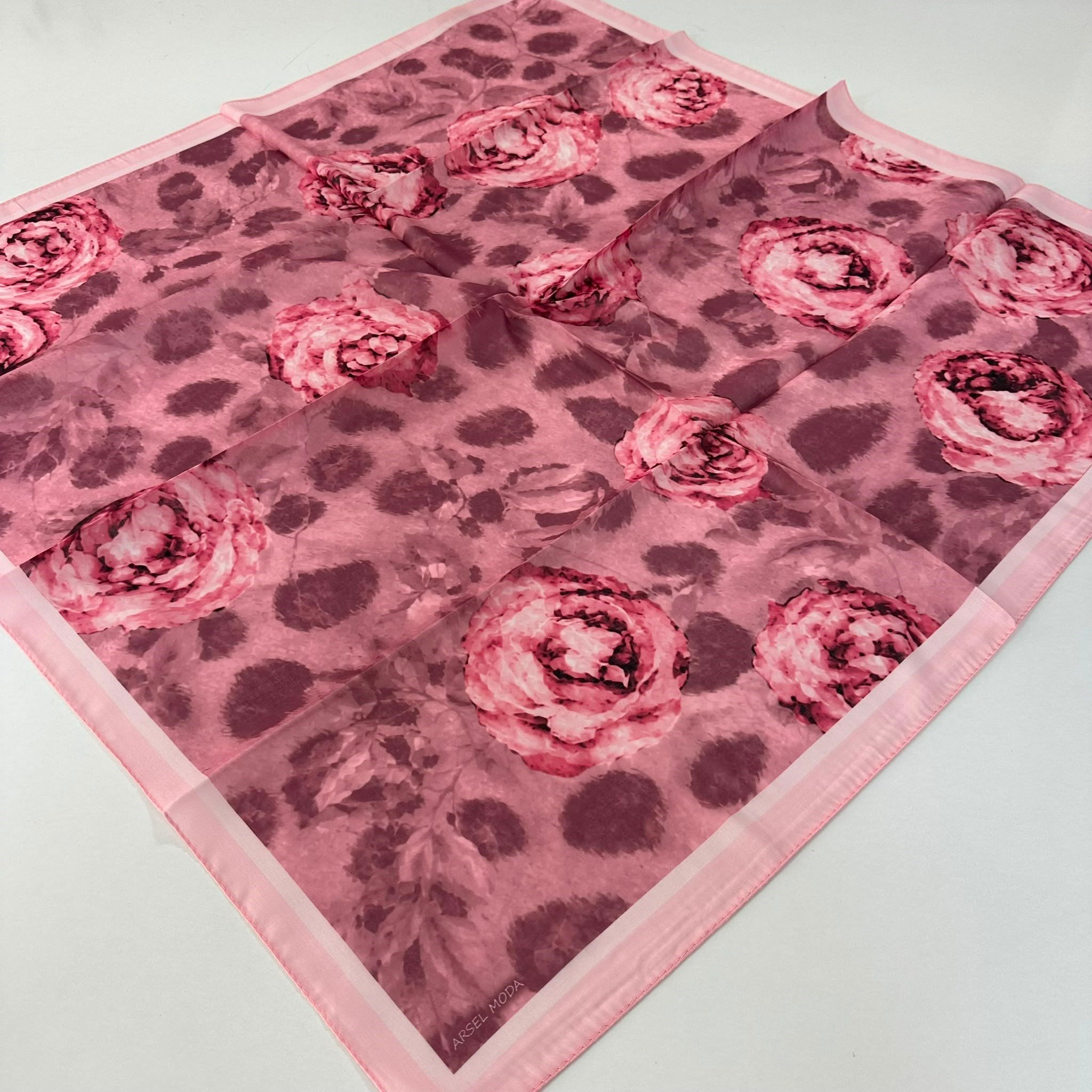 ARSEL MODA Soft Pamuklu Eşarp İtalyan Dikişli LRB7306