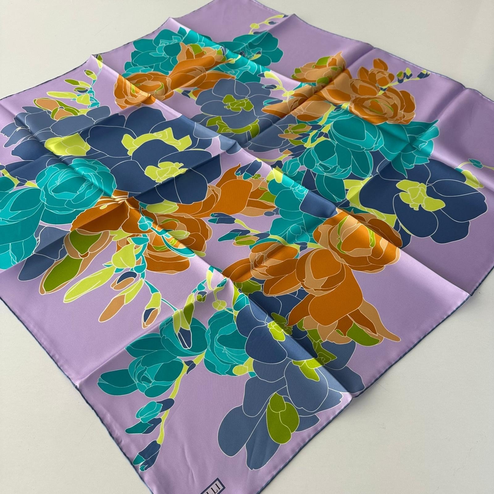 BELLİ Saf Twill İpek Eşarp  Yeni Sezon Sura İpek PKX0907