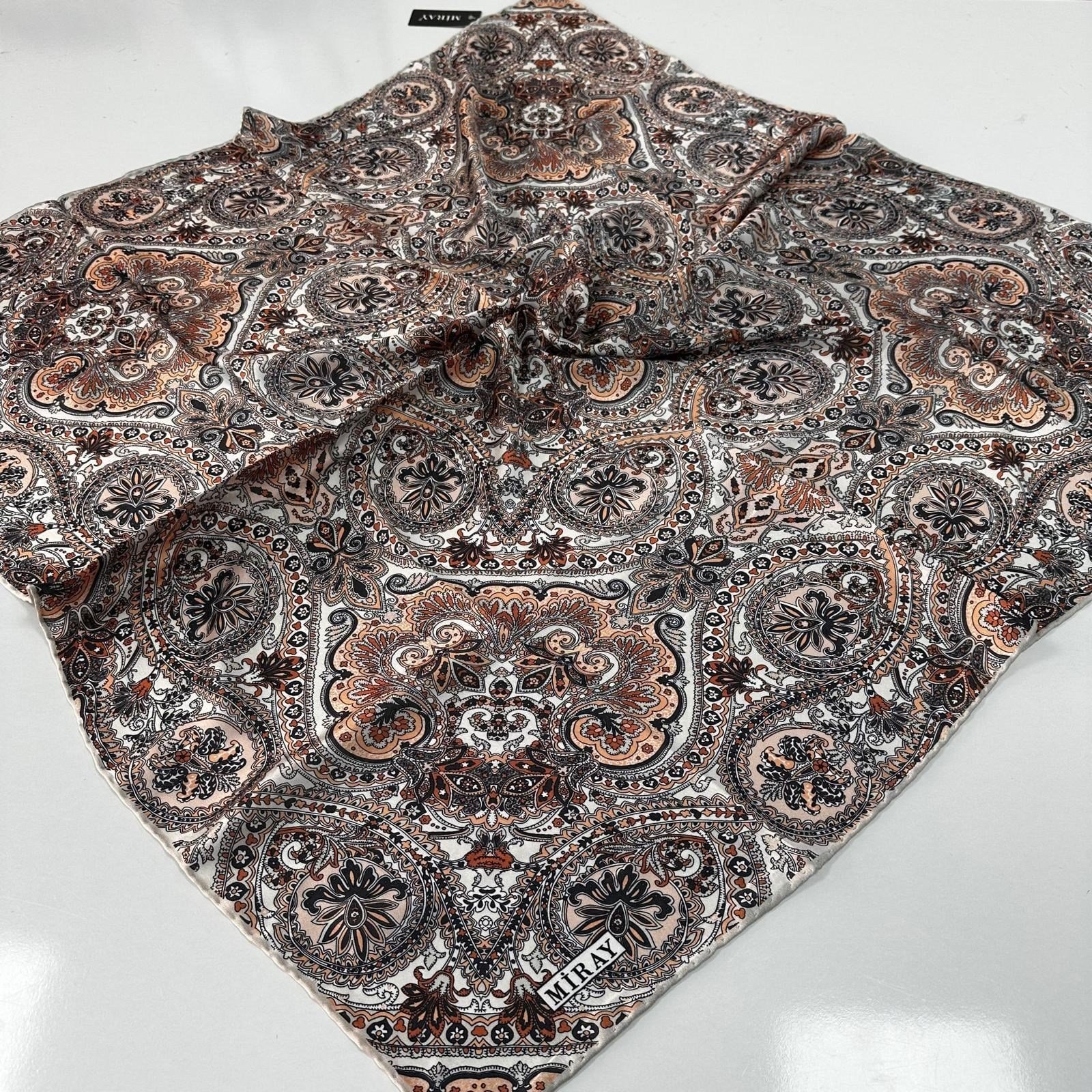 Miray Avangart Kristal Eşarp LTA0707