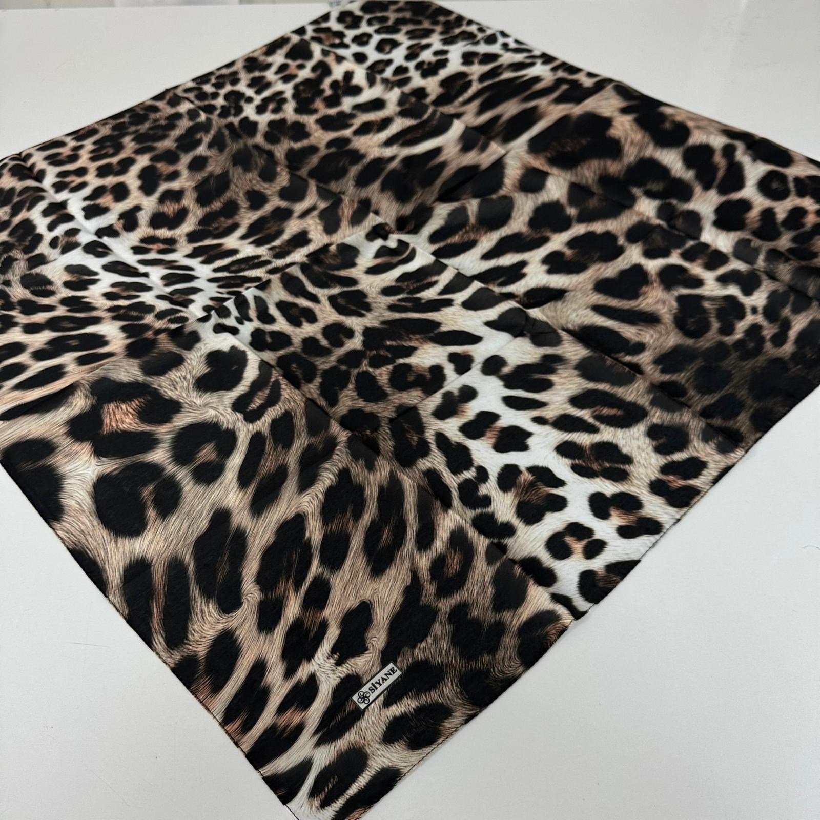 Siyane Soft Pamuklu Eşarp LRA2705