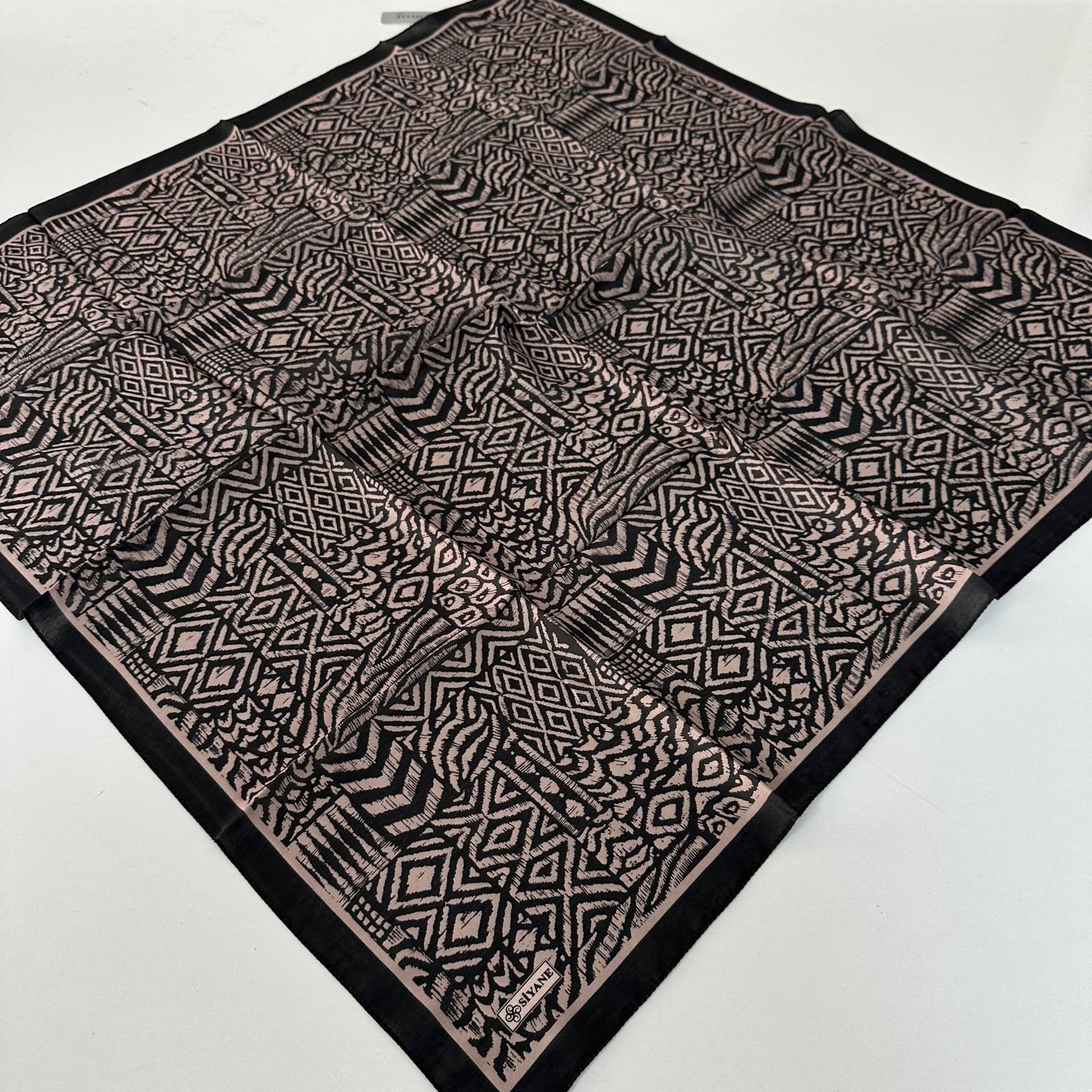 Siyane Soft Pamuklu Eşarp LRA4101