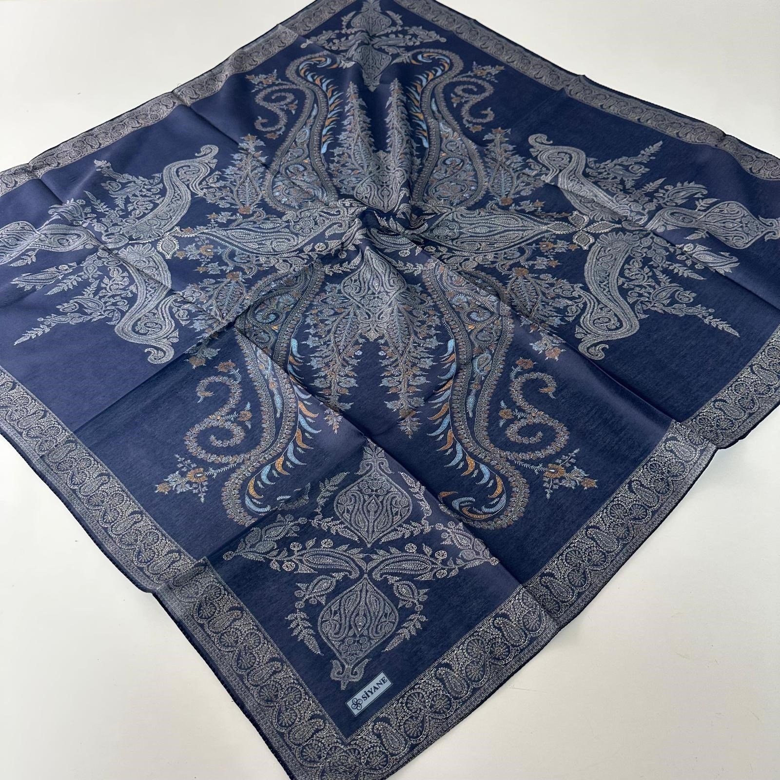 Siyane Soft Pamuklu Eşarp LRA7014