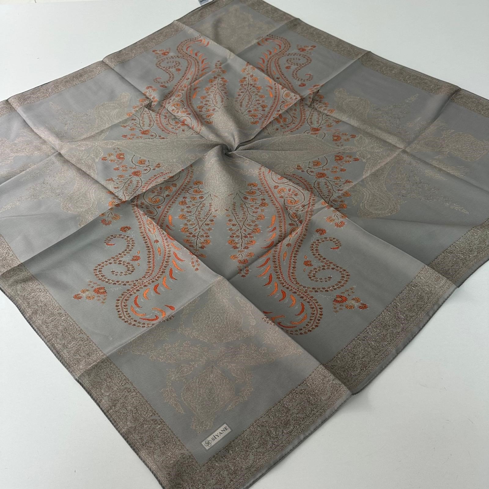 Siyane Soft Pamuklu Eşarp LRA7017