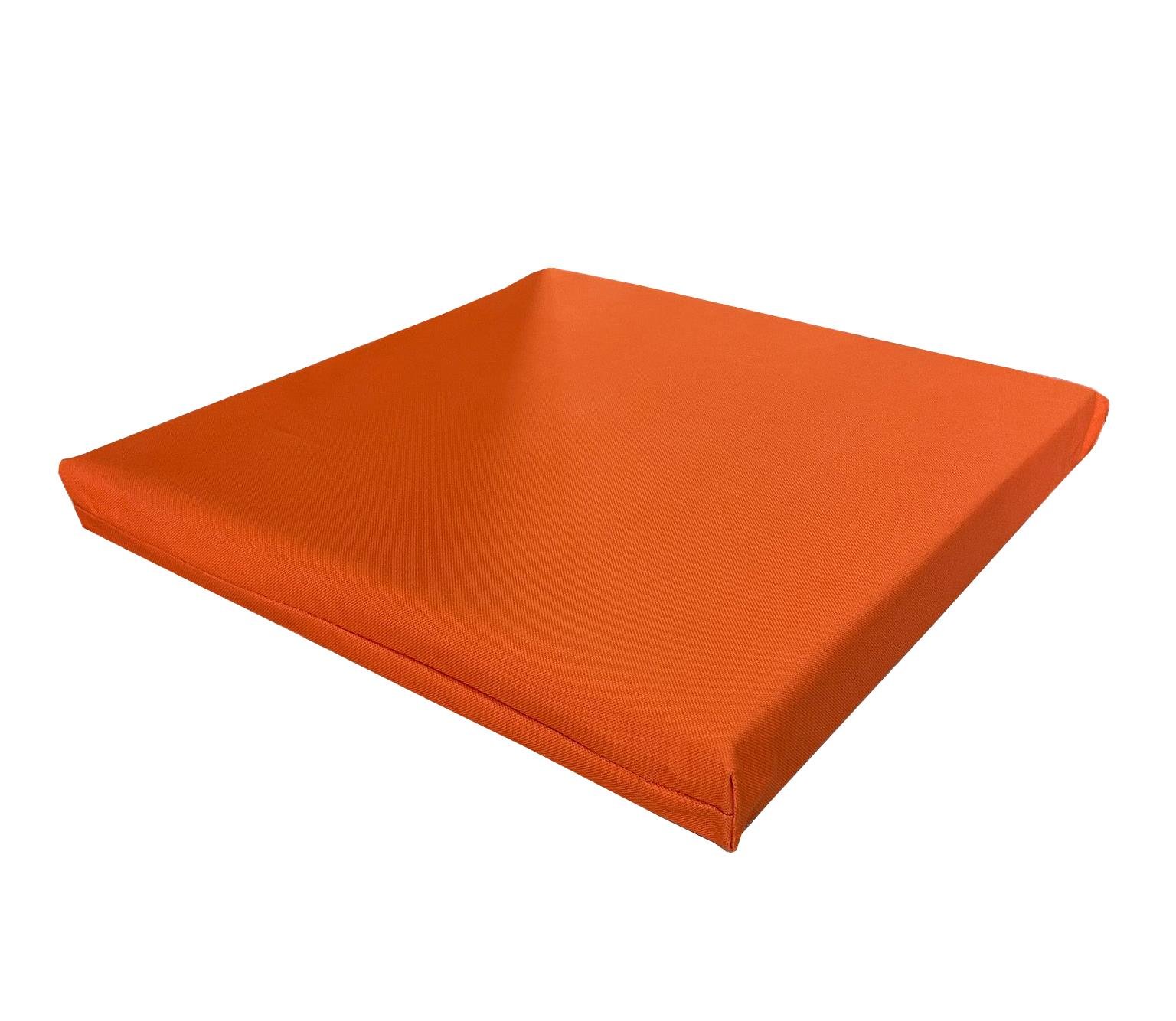 Kare Minder 70x70x7 cm. 