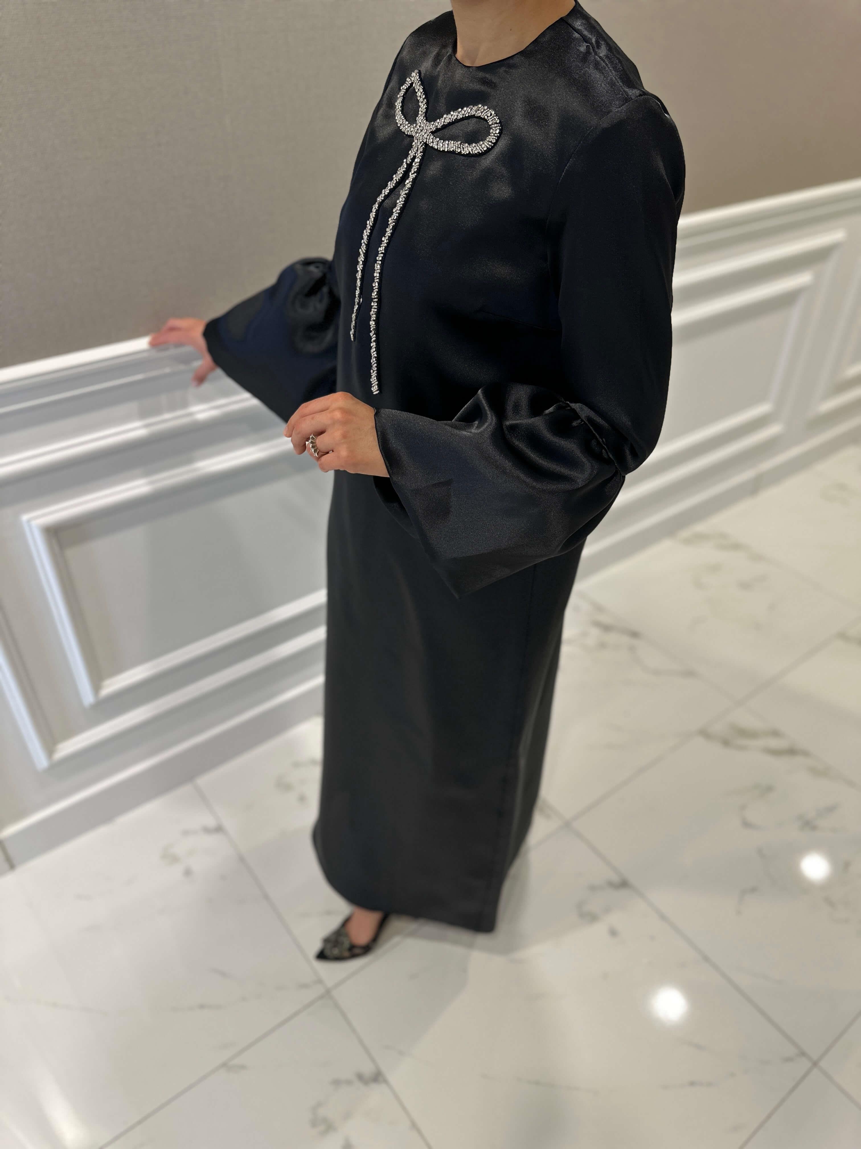 PERA BÜYÜK FİYONK SİYAH ELBİSE