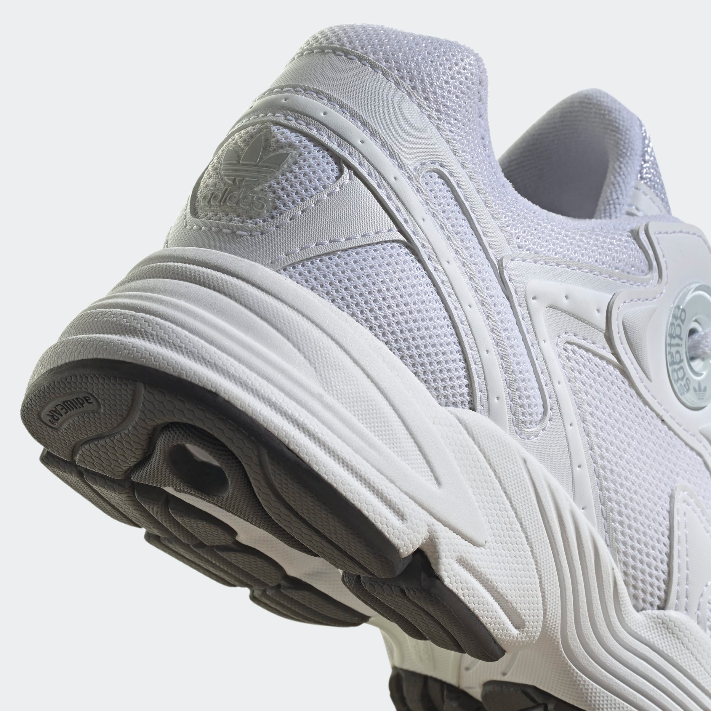 adidas ASTIR W