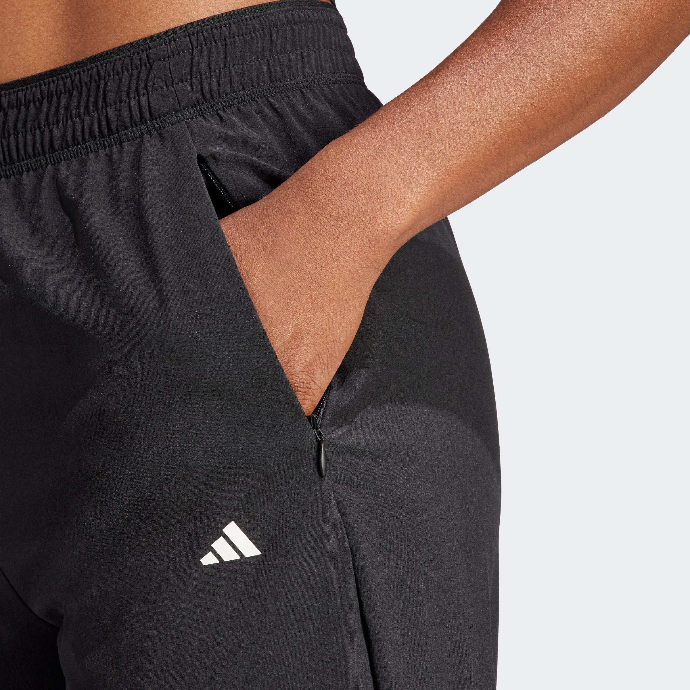 ADIDAS TRN P