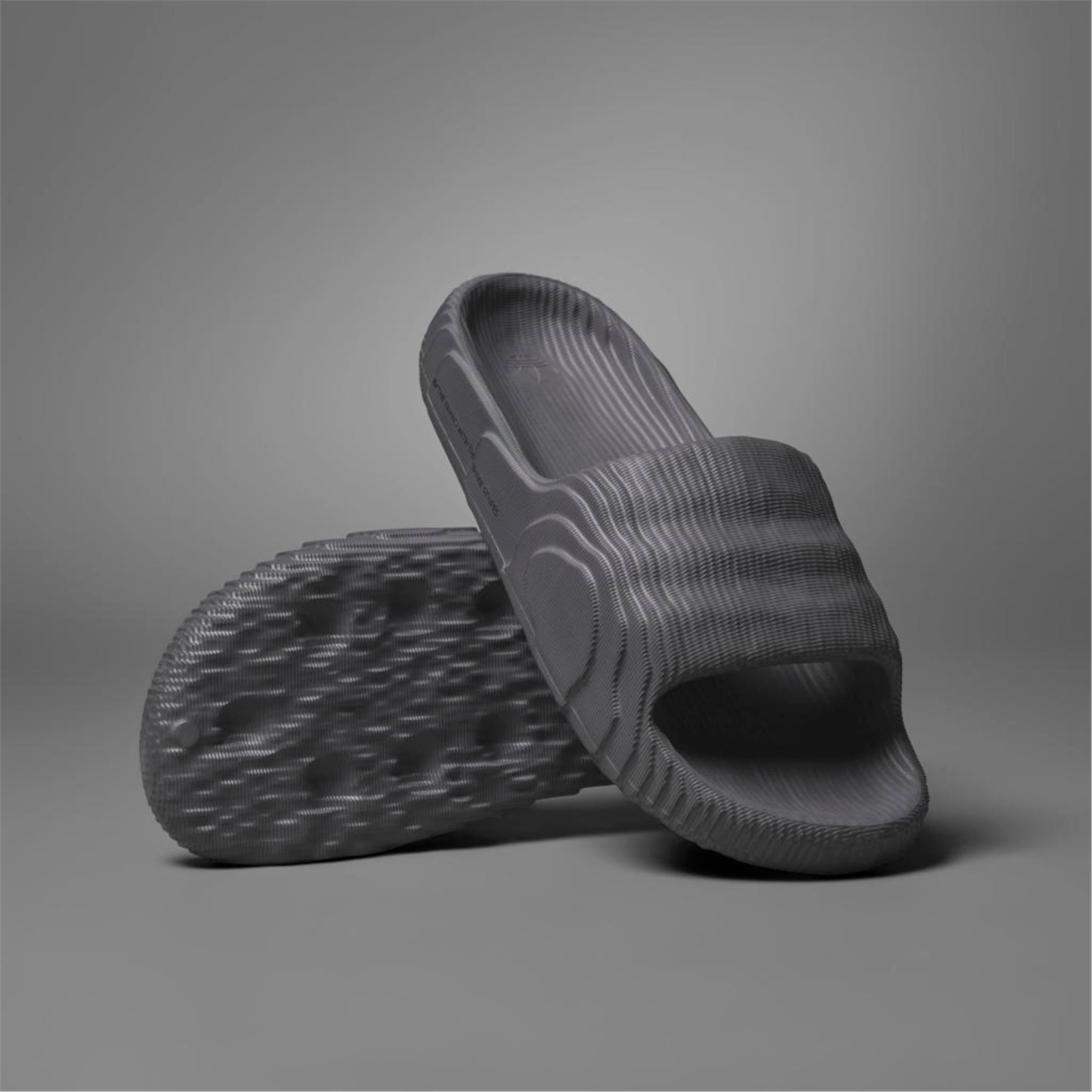 ADILETTE 22